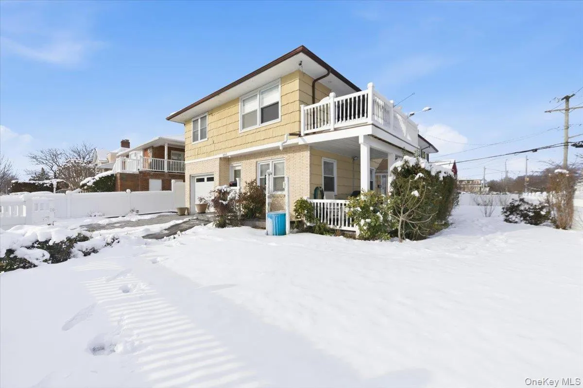 401 Walnut Street, Long Beach, NY, 3 Bedrooms Bedrooms, 7 Rooms Rooms,2 BathroomsBathrooms,Residential Lease,Idx,Walnut,0,944979 401 Walnut Street, Long Beach, NY, 3 Bedrooms Bedrooms, 7 Rooms Rooms,2 BathroomsBathrooms,Residential Lease,Idx,Walnut,0,944979