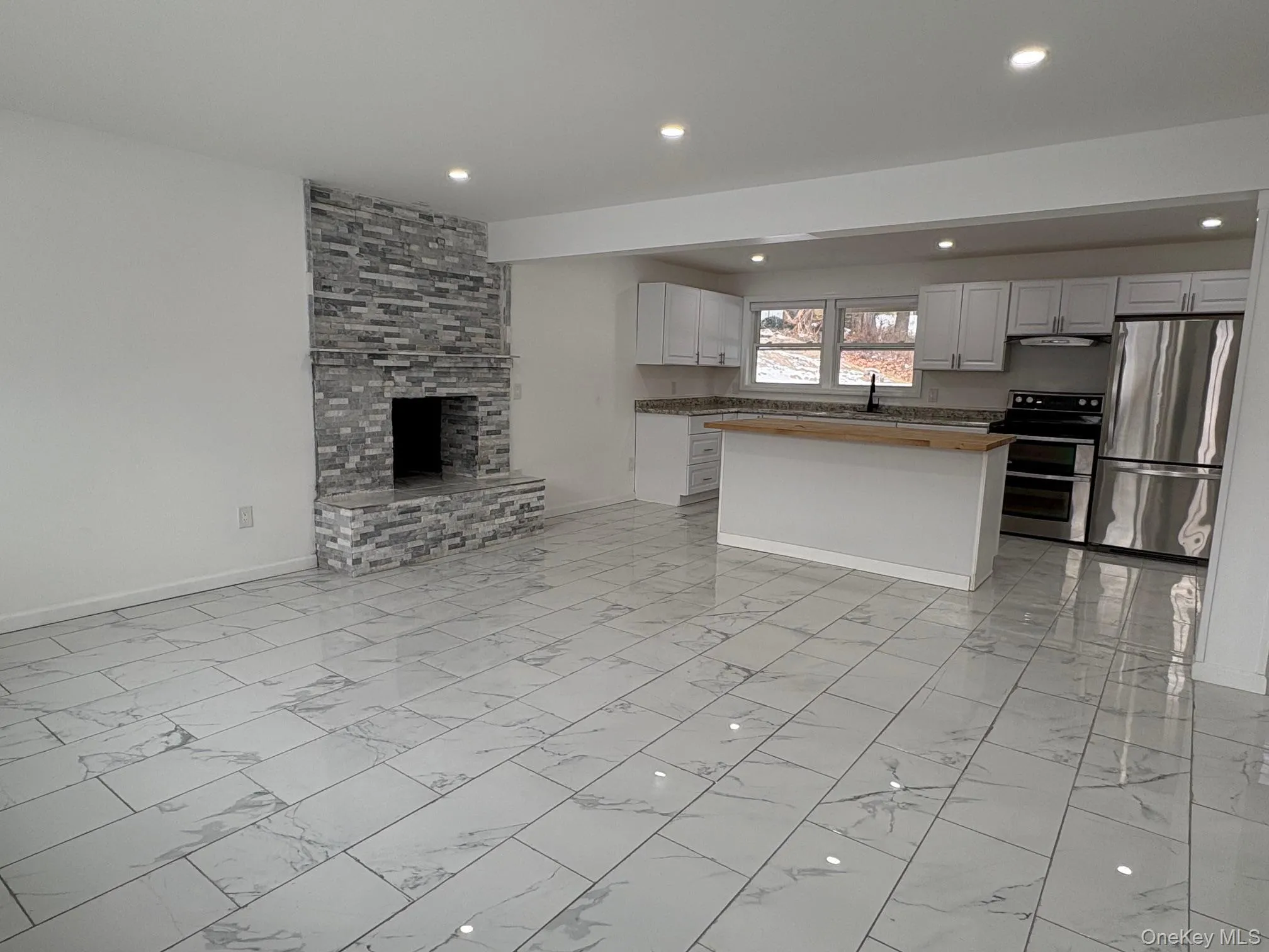 40 Hillside Avenue, New Windsor, NY, 3 Bedrooms Bedrooms, 6 Rooms Rooms,1 BathroomBathrooms,Residential Lease,Idx,Hillside,0,944983 40 Hillside Avenue, New Windsor, NY, 3 Bedrooms Bedrooms, 6 Rooms Rooms,1 BathroomBathrooms,Residential Lease,Idx,Hillside,0,944983