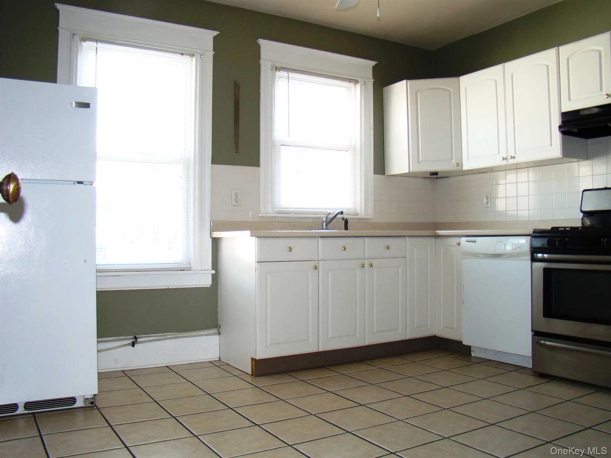 2 Worrall Avenue, Poughkeepsie, NY, 2 Bedrooms Bedrooms, 5 Rooms Rooms,1 BathroomBathrooms,Residential Lease,Idx,Worrall,0,945039 2 Worrall Avenue, Poughkeepsie, NY, 2 Bedrooms Bedrooms, 5 Rooms Rooms,1 BathroomBathrooms,Residential Lease,Idx,Worrall,0,945039