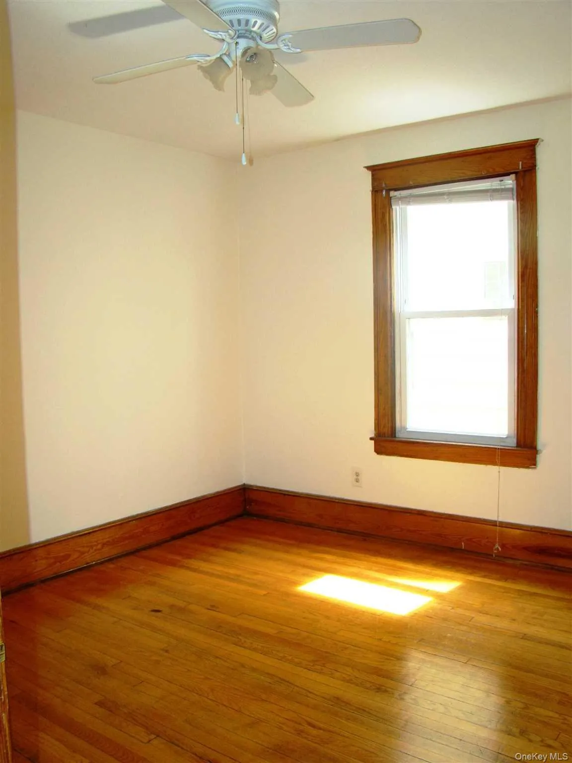 2 Worrall Avenue, Poughkeepsie, NY, 2 Bedrooms Bedrooms, 5 Rooms Rooms,1 BathroomBathrooms,Residential Lease,Idx,Worrall,0,945039 2 Worrall Avenue, Poughkeepsie, NY, 2 Bedrooms Bedrooms, 5 Rooms Rooms,1 BathroomBathrooms,Residential Lease,Idx,Worrall,0,945039