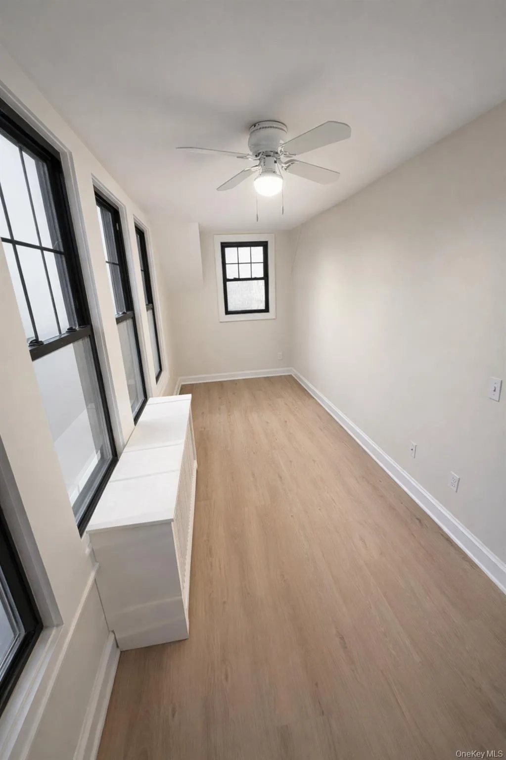 41 Centre Avenue, Hempstead, NY, 3 Bedrooms Bedrooms, 5 Rooms Rooms,1 BathroomBathrooms,Residential Lease,For Rent,Centre,0,945086 41 Centre Avenue, Hempstead, NY, 3 Bedrooms Bedrooms, 5 Rooms Rooms,1 BathroomBathrooms,Residential Lease,For Rent,Centre,0,945086