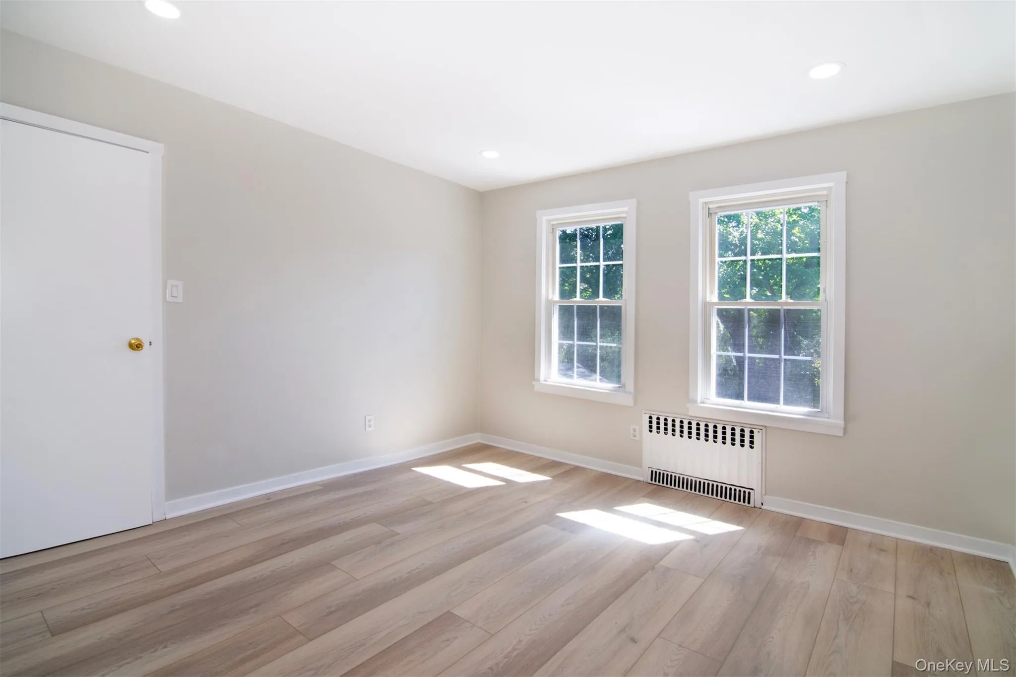 Another view of the sun filled primary bedroom. Another view of the sun filled primary bedroom.