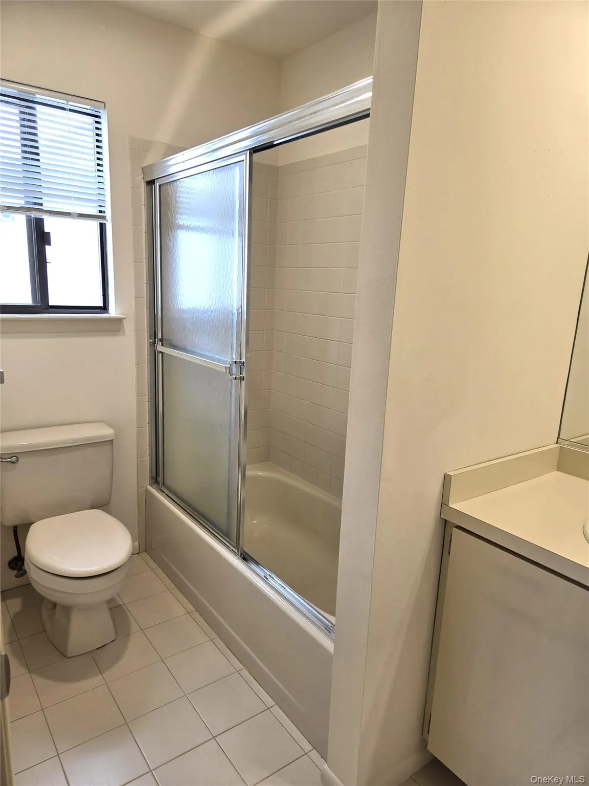 90 Graywood Road, North Hempstead, NY, 4 Bedrooms Bedrooms, 8 Rooms Rooms,3 BathroomsBathrooms,Residential Lease,Idx,Graywood,0,945115 90 Graywood Road, North Hempstead, NY, 4 Bedrooms Bedrooms, 8 Rooms Rooms,3 BathroomsBathrooms,Residential Lease,Idx,Graywood,0,945115