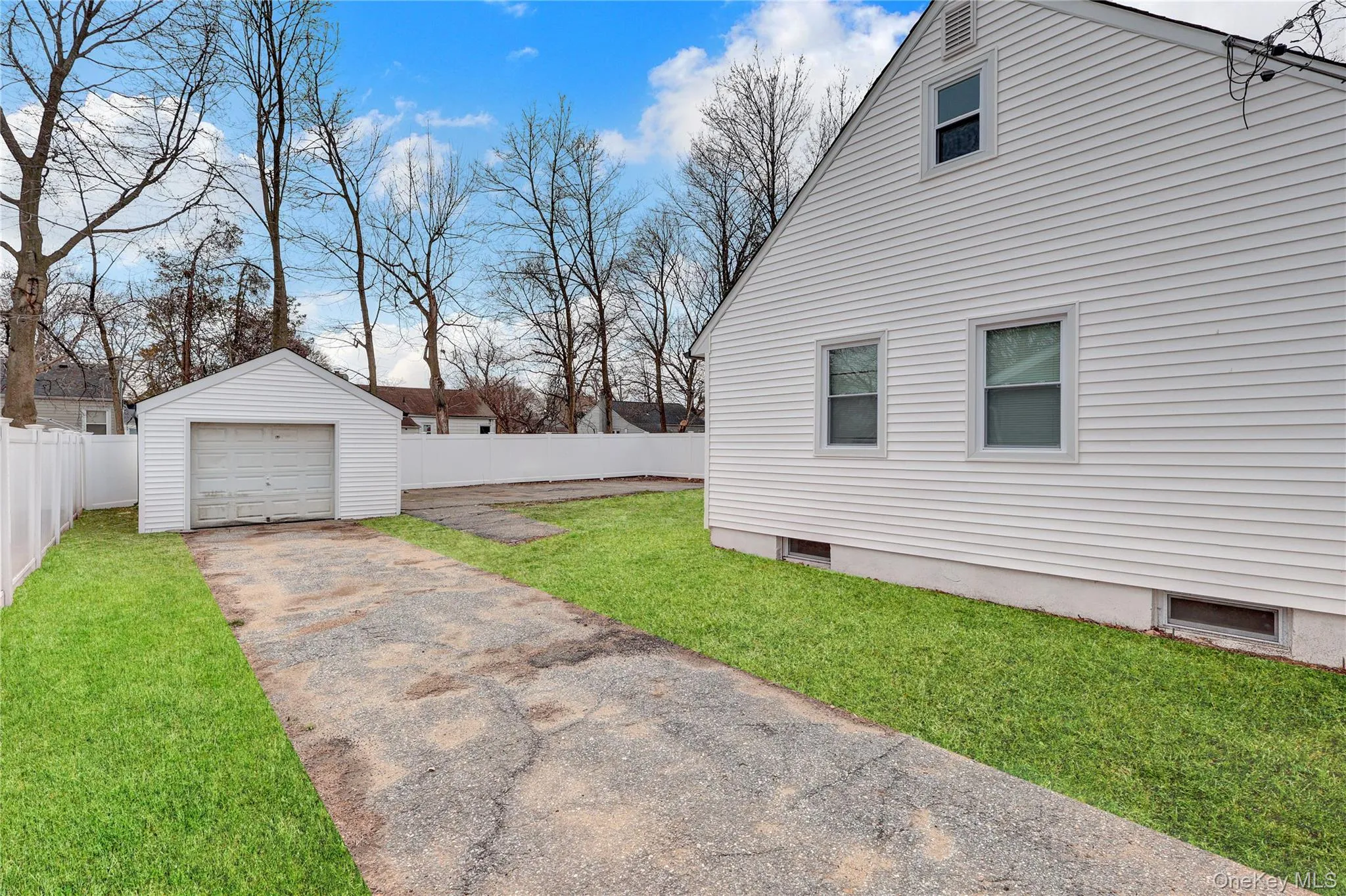 30 Davidson Street, Babylon, NY, 4 Bedrooms Bedrooms, 7 Rooms Rooms,1 BathroomBathrooms,Residential Sale,For Rent,Davidson,0,945166 30 Davidson Street, Babylon, NY, 4 Bedrooms Bedrooms, 7 Rooms Rooms,1 BathroomBathrooms,Residential Sale,For Rent,Davidson,0,945166