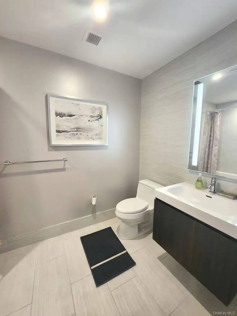 131-01 40th Road, New York, NY, 2 Bedrooms Bedrooms, 5 Rooms Rooms,2 BathroomsBathrooms,Residential,For Rent,40th,0,945187 131-01 40th Road, New York, NY, 2 Bedrooms Bedrooms, 5 Rooms Rooms,2 BathroomsBathrooms,Residential,For Rent,40th,0,945187