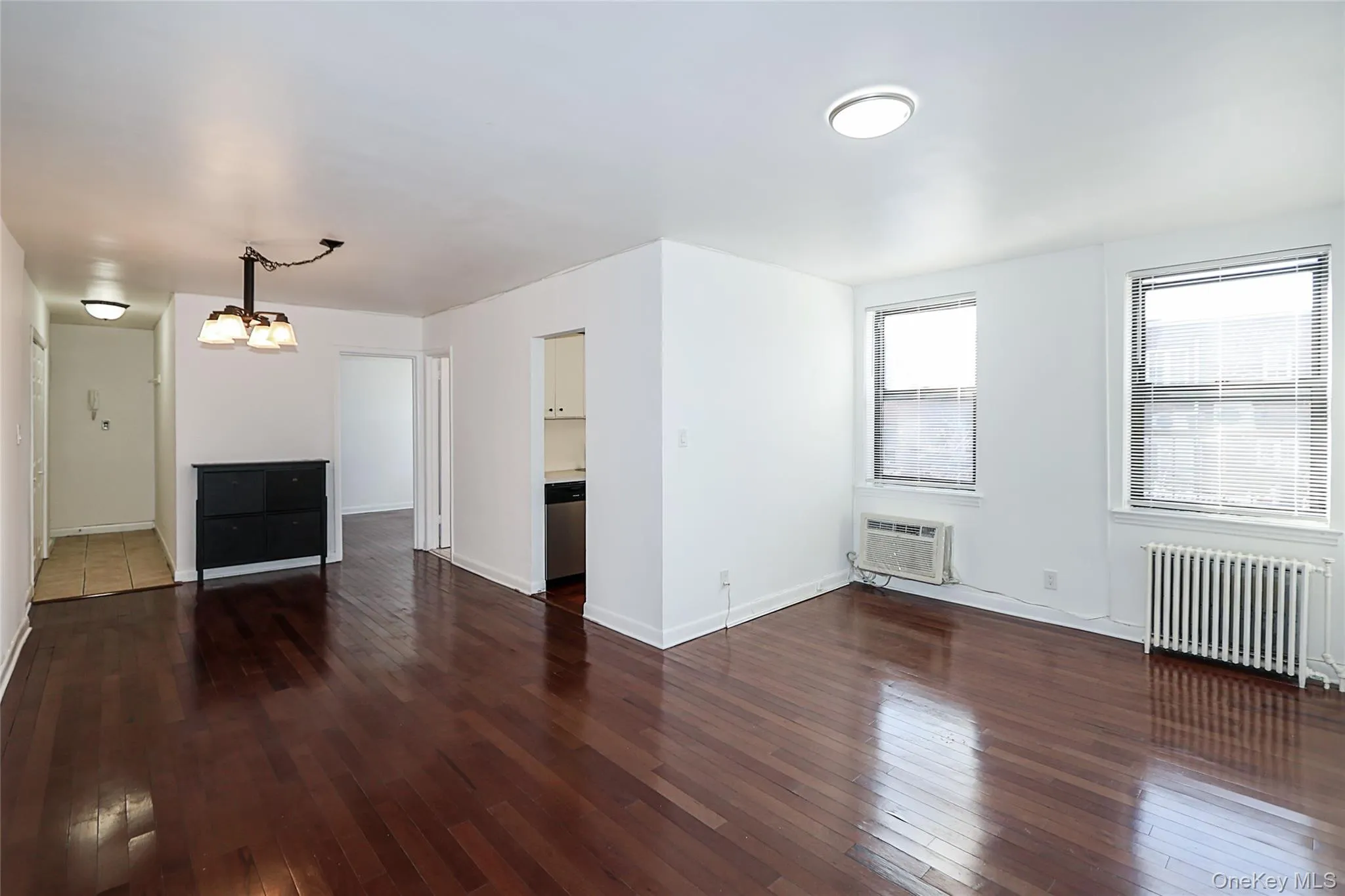47-22 215 Place, New York, NY, 1 Bedroom Bedrooms, 3 Rooms Rooms,1 BathroomBathrooms,Residential Sale,For Rent,215 Place,0,945205 47-22 215 Place, New York, NY, 1 Bedroom Bedrooms, 3 Rooms Rooms,1 BathroomBathrooms,Residential Sale,For Rent,215 Place,0,945205
