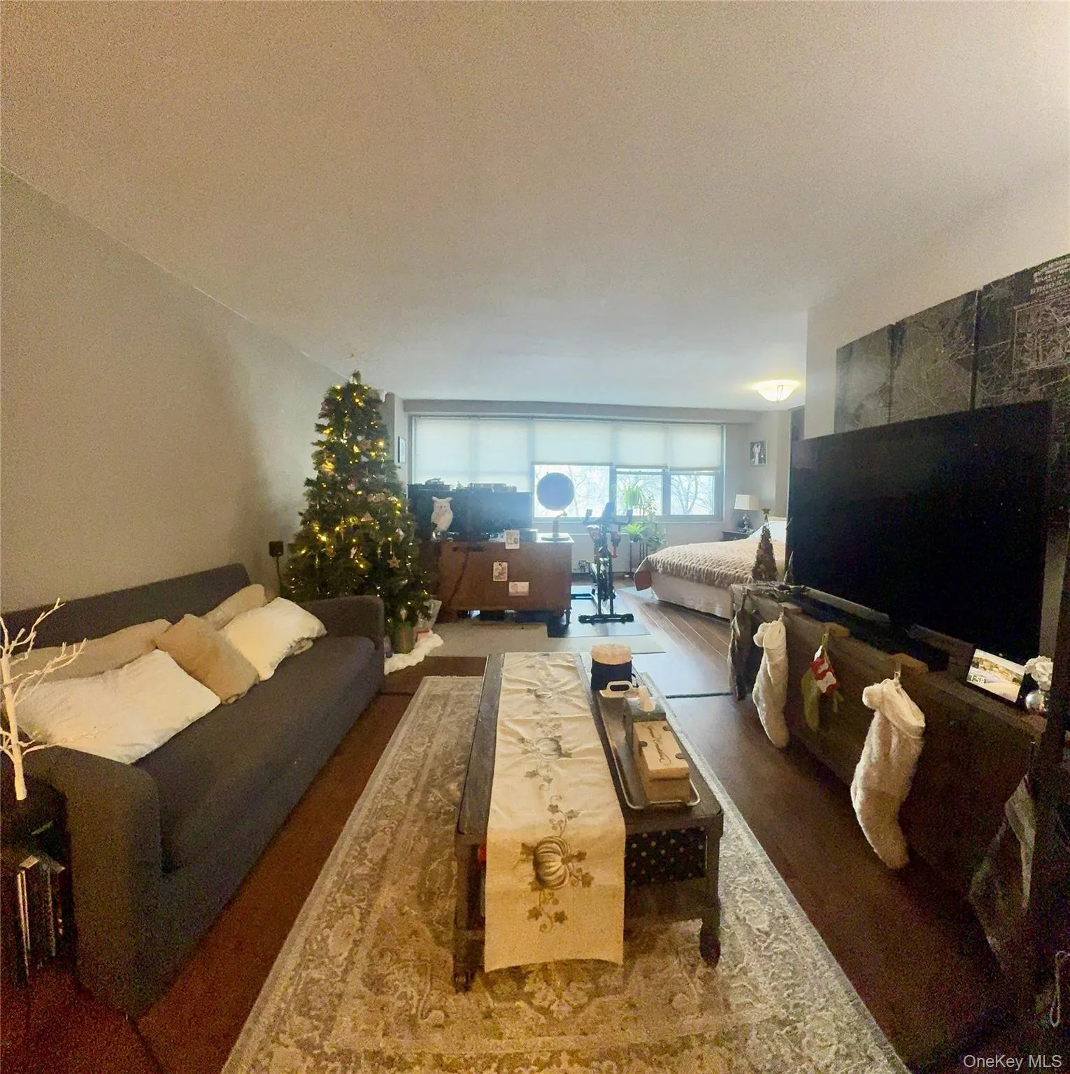 61-20 Grand Central Parkway, New York, NY, 2 Rooms Rooms,1 BathroomBathrooms,Residential Lease,For Rent,Grand Central,0,945321 61-20 Grand Central Parkway, New York, NY, 2 Rooms Rooms,1 BathroomBathrooms,Residential Lease,For Rent,Grand Central,0,945321