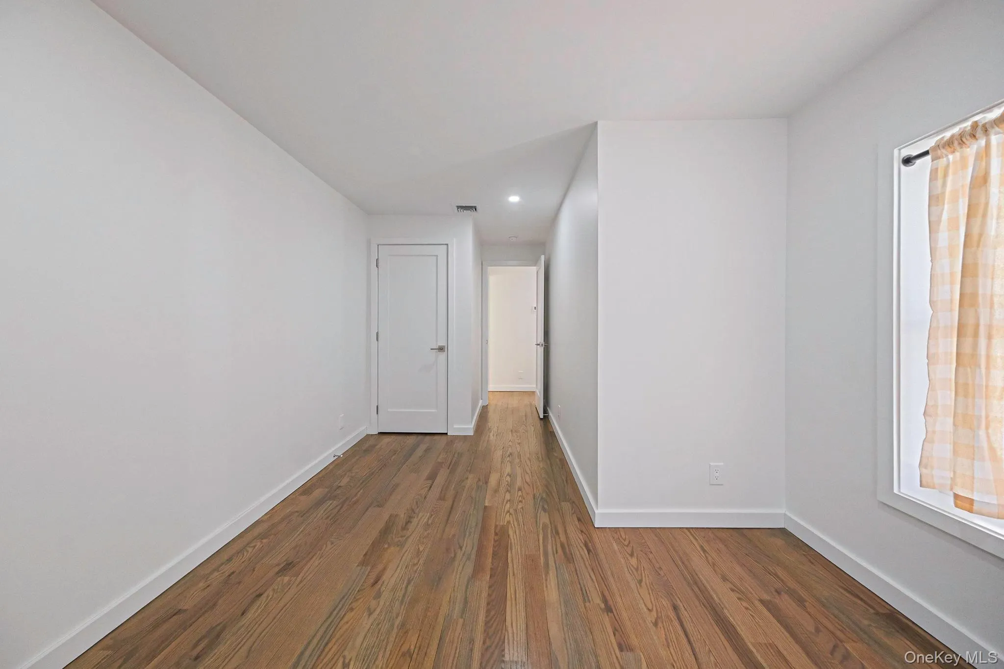 46 Maxwell Avenue, Oyster Bay, NY, 2 Bedrooms Bedrooms, 4 Rooms Rooms,1 BathroomBathrooms,Residential Lease,For Rent,Maxwell,0,945352 46 Maxwell Avenue, Oyster Bay, NY, 2 Bedrooms Bedrooms, 4 Rooms Rooms,1 BathroomBathrooms,Residential Lease,For Rent,Maxwell,0,945352