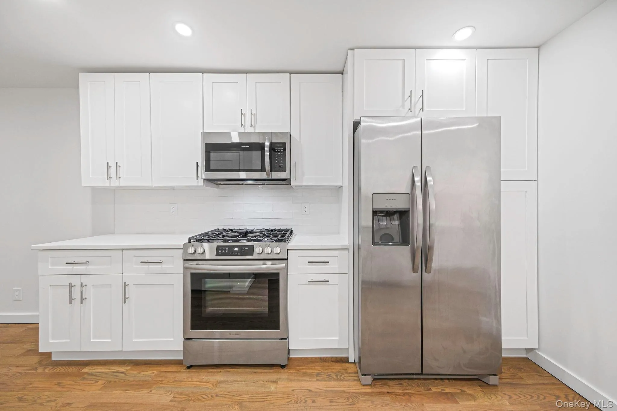 46 Maxwell Avenue, Oyster Bay, NY, 2 Bedrooms Bedrooms, 4 Rooms Rooms,1 BathroomBathrooms,Residential Lease,For Rent,Maxwell,0,945352 46 Maxwell Avenue, Oyster Bay, NY, 2 Bedrooms Bedrooms, 4 Rooms Rooms,1 BathroomBathrooms,Residential Lease,For Rent,Maxwell,0,945352