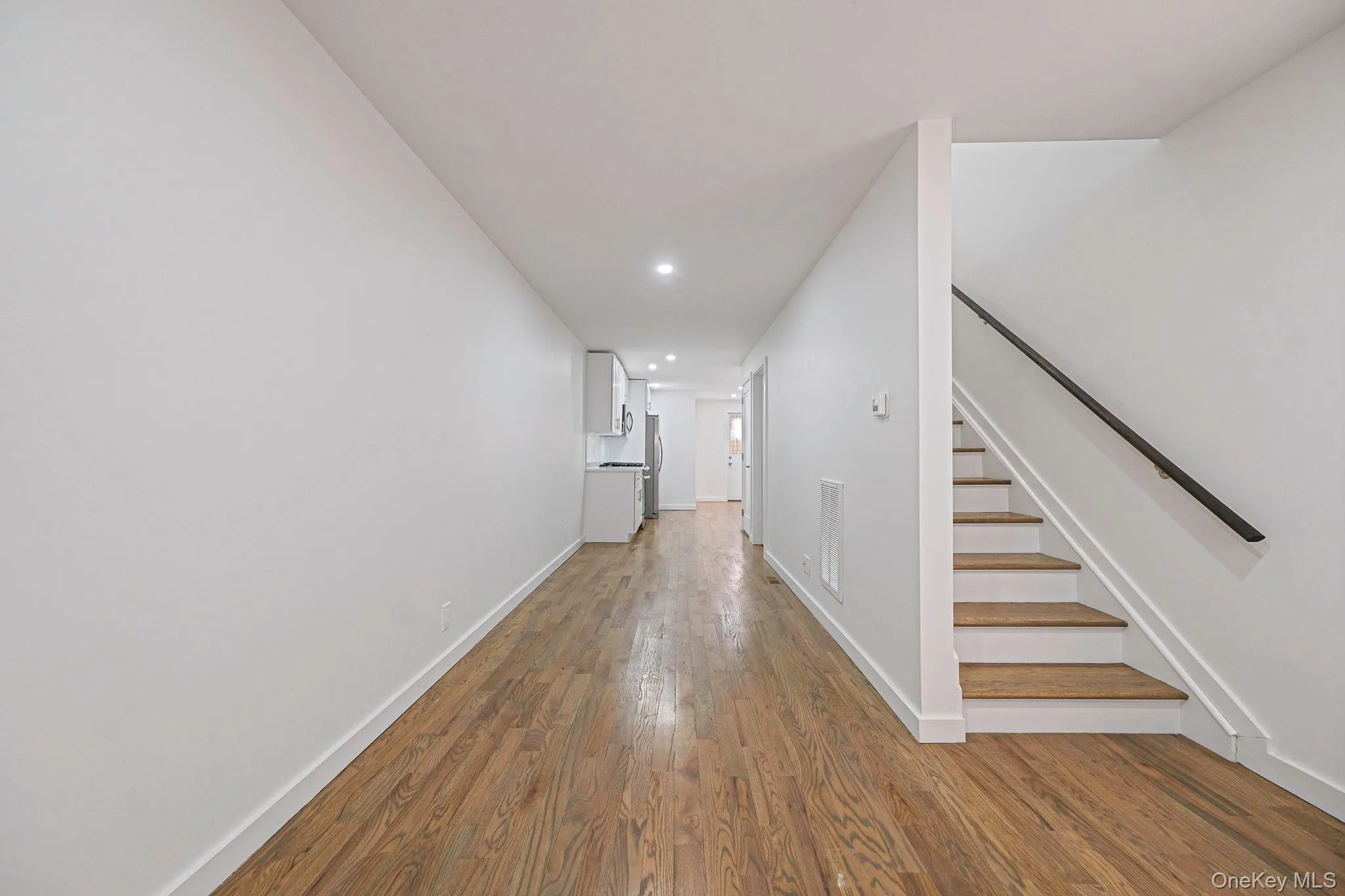 Light and bright with hardwood floors Light and bright with hardwood floors