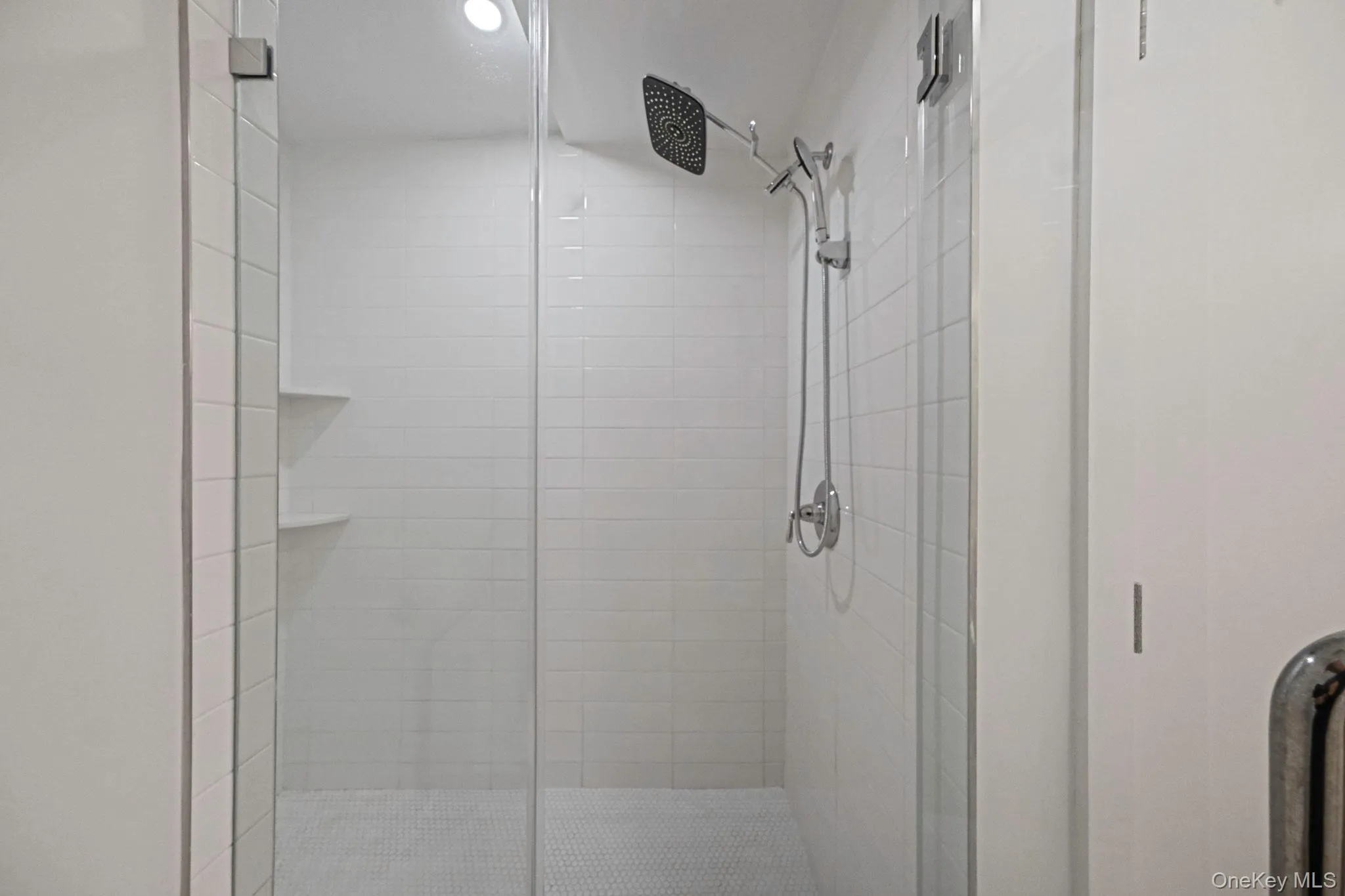 46 Maxwell Avenue, Oyster Bay, NY, 2 Bedrooms Bedrooms, 4 Rooms Rooms,1 BathroomBathrooms,Residential Lease,For Rent,Maxwell,0,945352 46 Maxwell Avenue, Oyster Bay, NY, 2 Bedrooms Bedrooms, 4 Rooms Rooms,1 BathroomBathrooms,Residential Lease,For Rent,Maxwell,0,945352