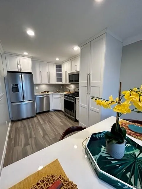 302 Imperial, Islip, NY, 2 Bedrooms Bedrooms, 5 Rooms Rooms,1 BathroomBathrooms,Residential Lease,Idx,Imperial,0,945368 302 Imperial, Islip, NY, 2 Bedrooms Bedrooms, 5 Rooms Rooms,1 BathroomBathrooms,Residential Lease,Idx,Imperial,0,945368