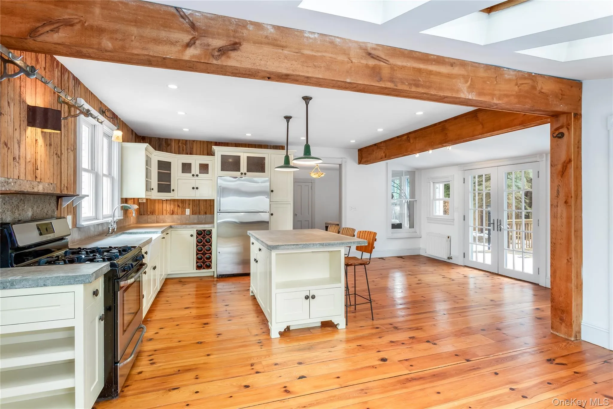 685 Orchard Street, Southold, NY, 4 Bedrooms Bedrooms, 7 Rooms Rooms,2 BathroomsBathrooms,Residential Lease,For Rent,Orchard,0,945415 685 Orchard Street, Southold, NY, 4 Bedrooms Bedrooms, 7 Rooms Rooms,2 BathroomsBathrooms,Residential Lease,For Rent,Orchard,0,945415