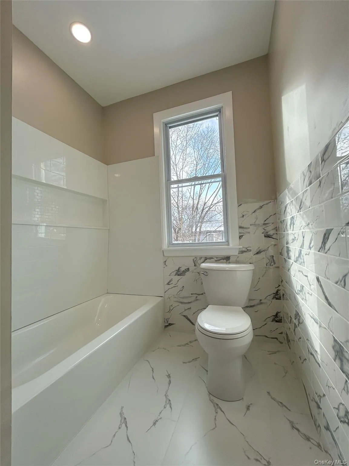 51 Park Avenue, Poughkeepsie (town), NY, 3 Bedrooms Bedrooms, 7 Rooms Rooms,1 BathroomBathrooms,Residential Lease,Idx,Park,0,945445 51 Park Avenue, Poughkeepsie (town), NY, 3 Bedrooms Bedrooms, 7 Rooms Rooms,1 BathroomBathrooms,Residential Lease,Idx,Park,0,945445