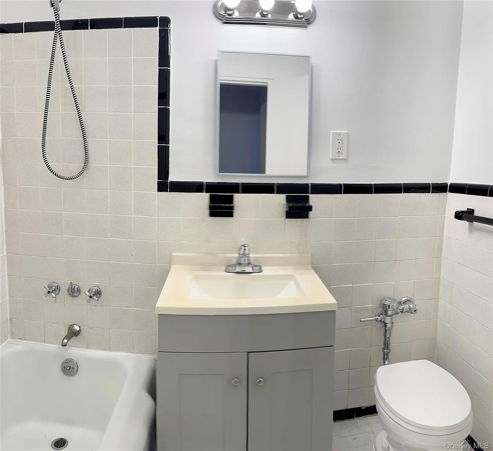 2 Sadore Lane, Yonkers, NY, 2 Rooms Rooms,1 BathroomBathrooms,Residential Lease,For Rent,Sadore,0,945446 2 Sadore Lane, Yonkers, NY, 2 Rooms Rooms,1 BathroomBathrooms,Residential Lease,For Rent,Sadore,0,945446