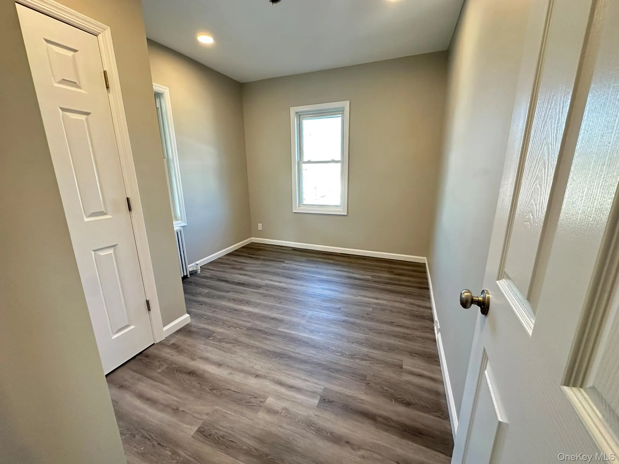 149 Market Street, Long Beach, NY, 1 Bedroom Bedrooms, 4 Rooms Rooms,1 BathroomBathrooms,Residential Lease,Idx,Market,0,945456 149 Market Street, Long Beach, NY, 1 Bedroom Bedrooms, 4 Rooms Rooms,1 BathroomBathrooms,Residential Lease,Idx,Market,0,945456