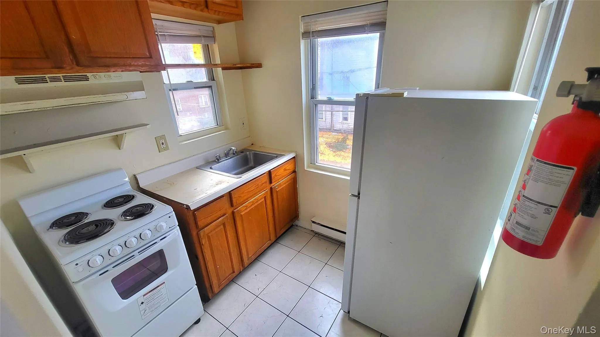 Apt 3 Kitchen Apt 3 Kitchen