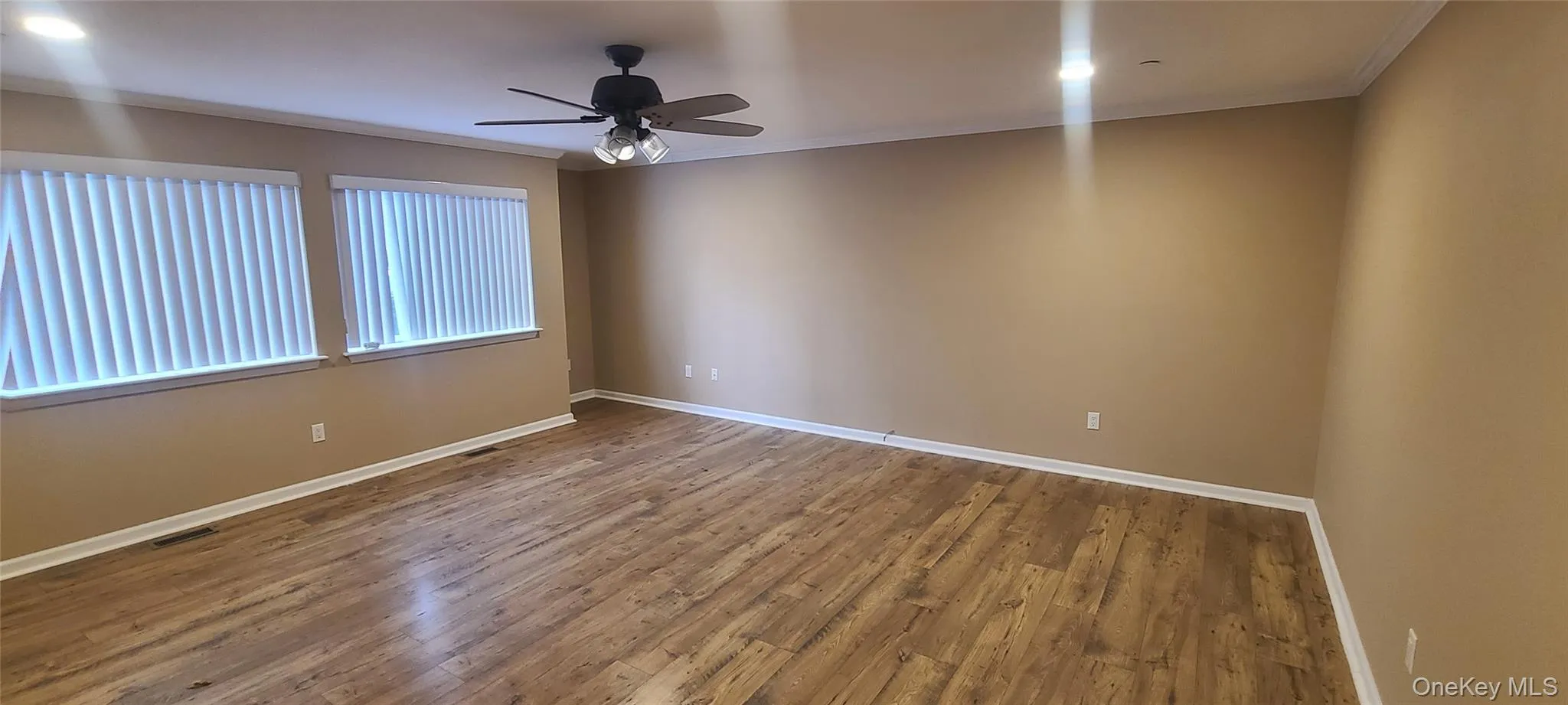 fan, and hardwood / wood-style floors fan, and hardwood / wood-style floors