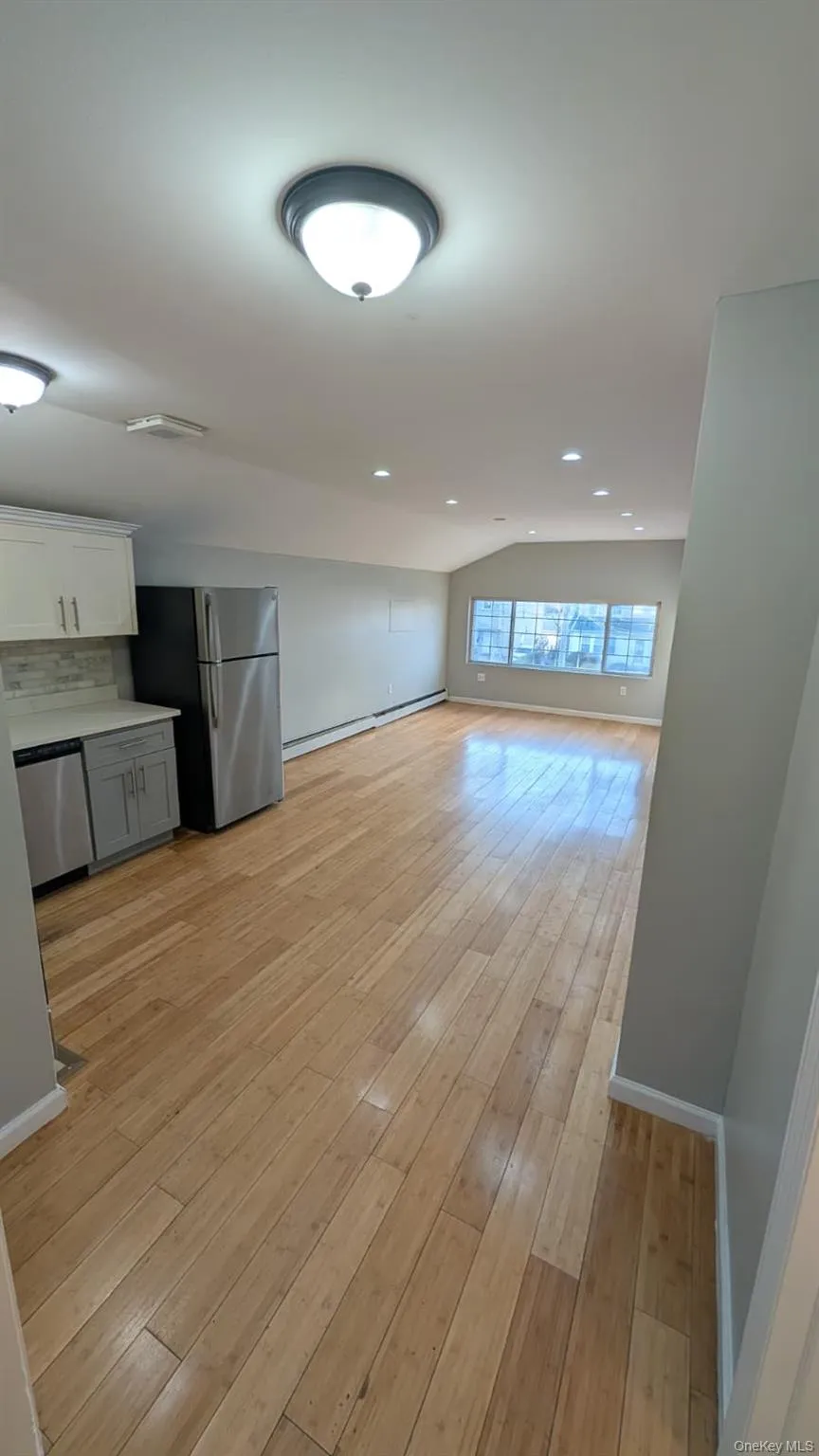 13415 228th Street, New York, NY, 3 Bedrooms Bedrooms, 6 Rooms Rooms,1 BathroomBathrooms,Residential Lease,Idx,228th,0,945475 13415 228th Street, New York, NY, 3 Bedrooms Bedrooms, 6 Rooms Rooms,1 BathroomBathrooms,Residential Lease,Idx,228th,0,945475