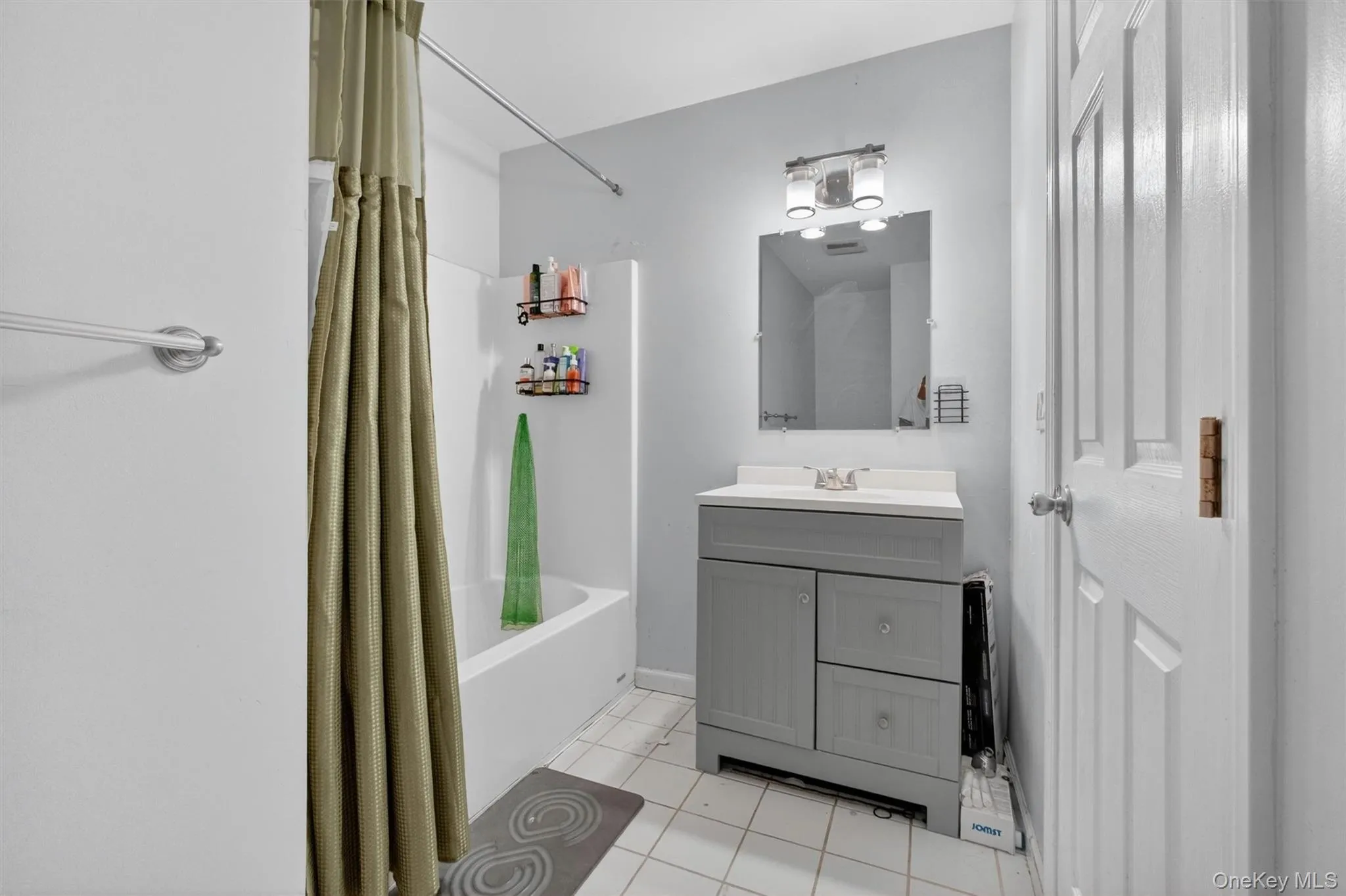 5 Red Tail Court, Pawling, NY, 4 Bedrooms Bedrooms, 9 Rooms Rooms,2 BathroomsBathrooms,Residential,For Rent,Red Tail,0,945476 5 Red Tail Court, Pawling, NY, 4 Bedrooms Bedrooms, 9 Rooms Rooms,2 BathroomsBathrooms,Residential,For Rent,Red Tail,0,945476