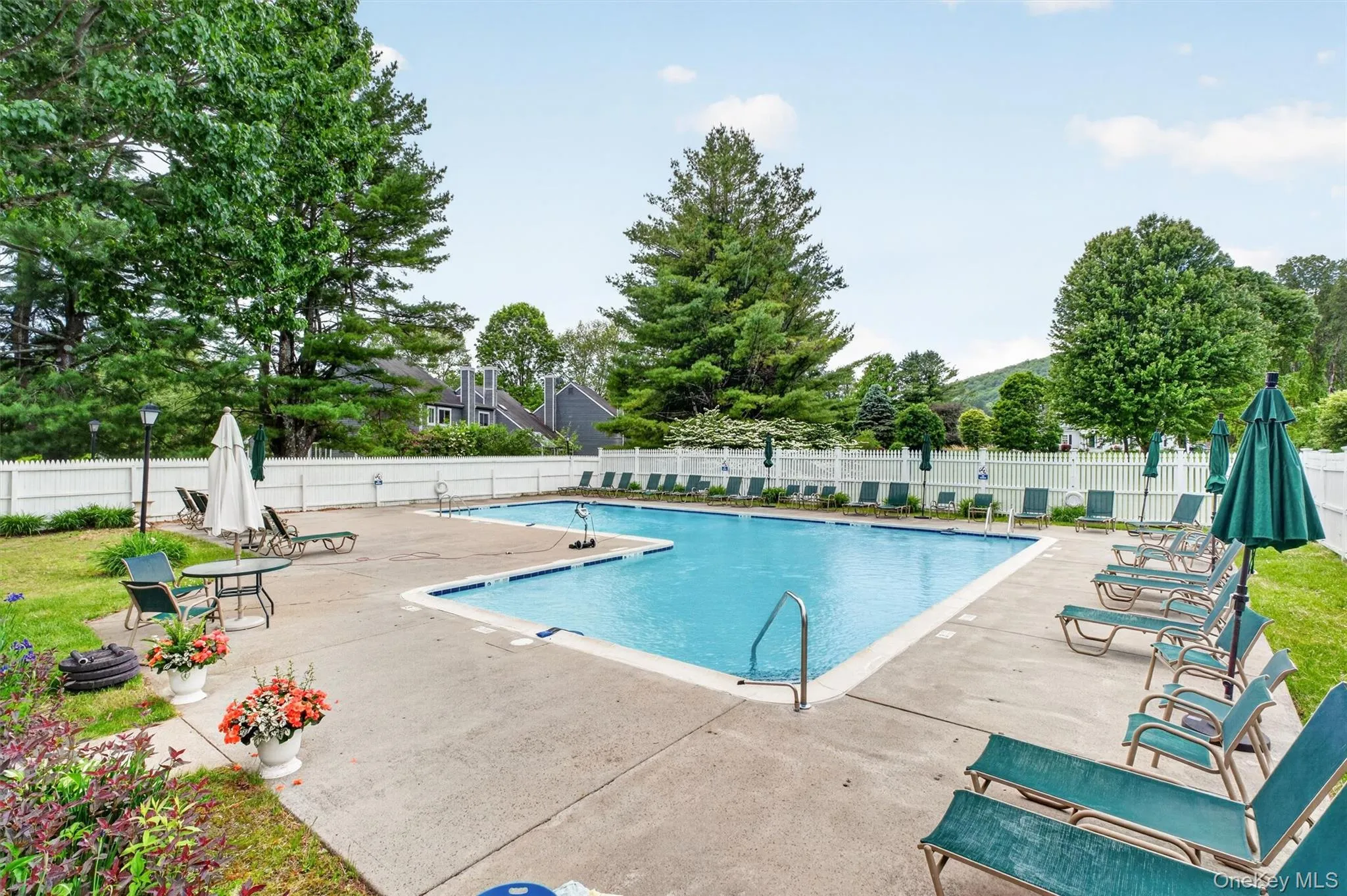 5 Red Tail Court, Pawling, NY, 4 Bedrooms Bedrooms, 9 Rooms Rooms,2 BathroomsBathrooms,Residential,For Rent,Red Tail,0,945476 5 Red Tail Court, Pawling, NY, 4 Bedrooms Bedrooms, 9 Rooms Rooms,2 BathroomsBathrooms,Residential,For Rent,Red Tail,0,945476