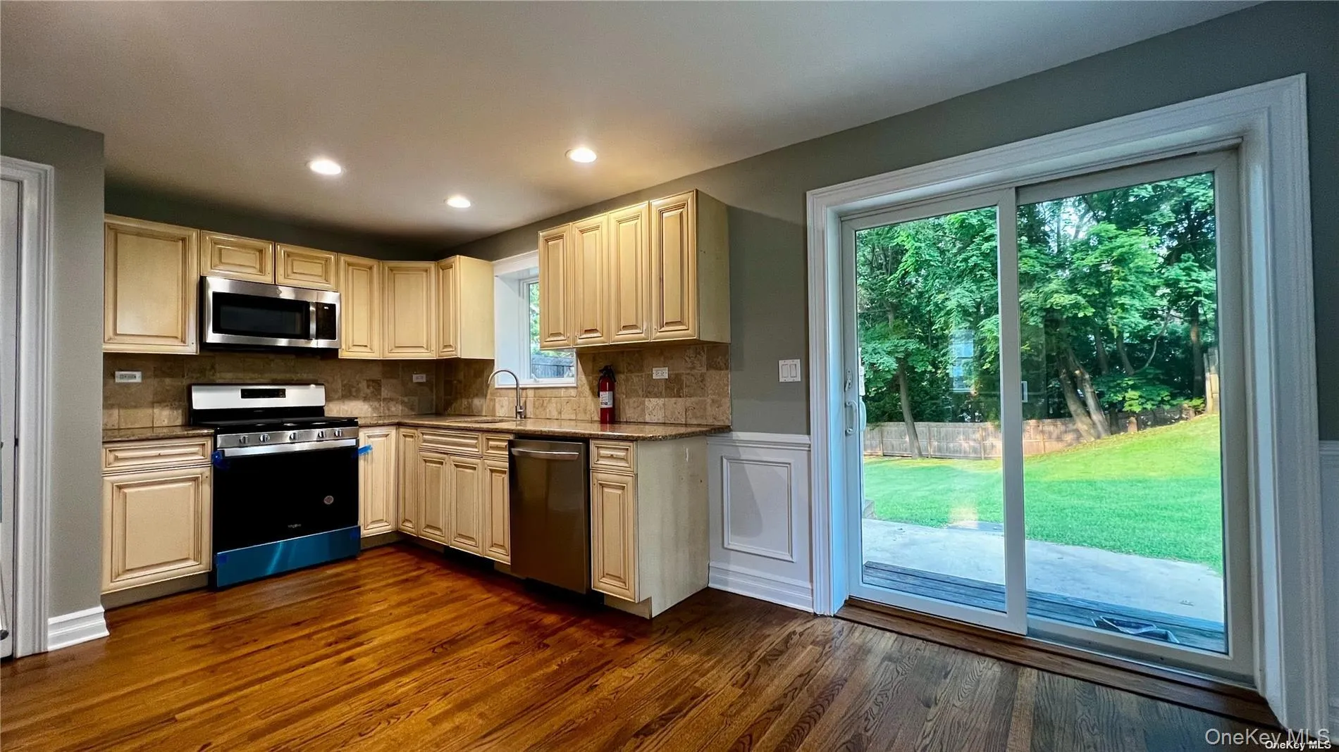 117 Summers Street, Oyster Bay, NY, 2 Bedrooms Bedrooms, 5 Rooms Rooms,1 BathroomBathrooms,Residential Lease,Idx,Summers,0,945499 117 Summers Street, Oyster Bay, NY, 2 Bedrooms Bedrooms, 5 Rooms Rooms,1 BathroomBathrooms,Residential Lease,Idx,Summers,0,945499