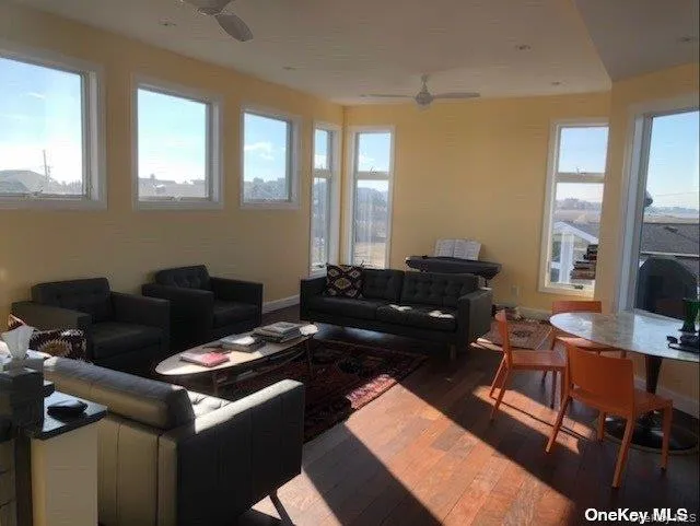 7 Pond Point Road, Southampton, NY, 3 Bedrooms Bedrooms, 6 Rooms Rooms,2 BathroomsBathrooms,Residential Lease,Idx,Pond Point,0,945509 7 Pond Point Road, Southampton, NY, 3 Bedrooms Bedrooms, 6 Rooms Rooms,2 BathroomsBathrooms,Residential Lease,Idx,Pond Point,0,945509