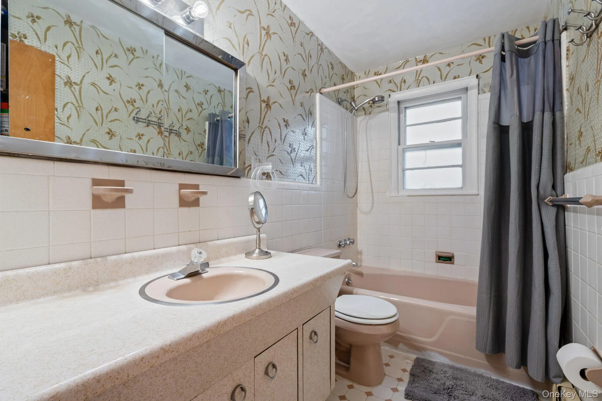 179 California Place, Hempstead, NY, 4 Bedrooms Bedrooms, 7 Rooms Rooms,3 BathroomsBathrooms,Residential,For Rent,California,0,945518 179 California Place, Hempstead, NY, 4 Bedrooms Bedrooms, 7 Rooms Rooms,3 BathroomsBathrooms,Residential,For Rent,California,0,945518