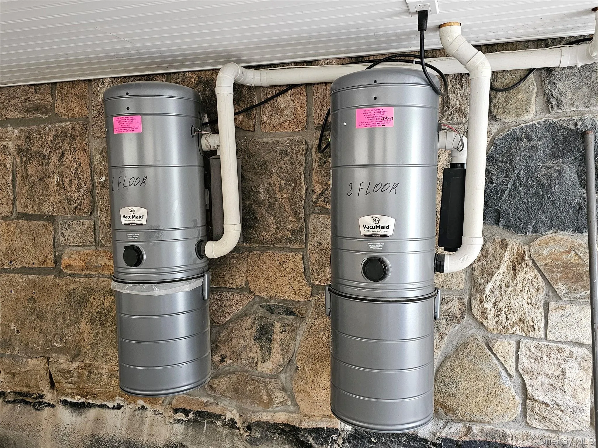 Utilities featuring a central vacuum unit Utilities featuring a central vacuum unit