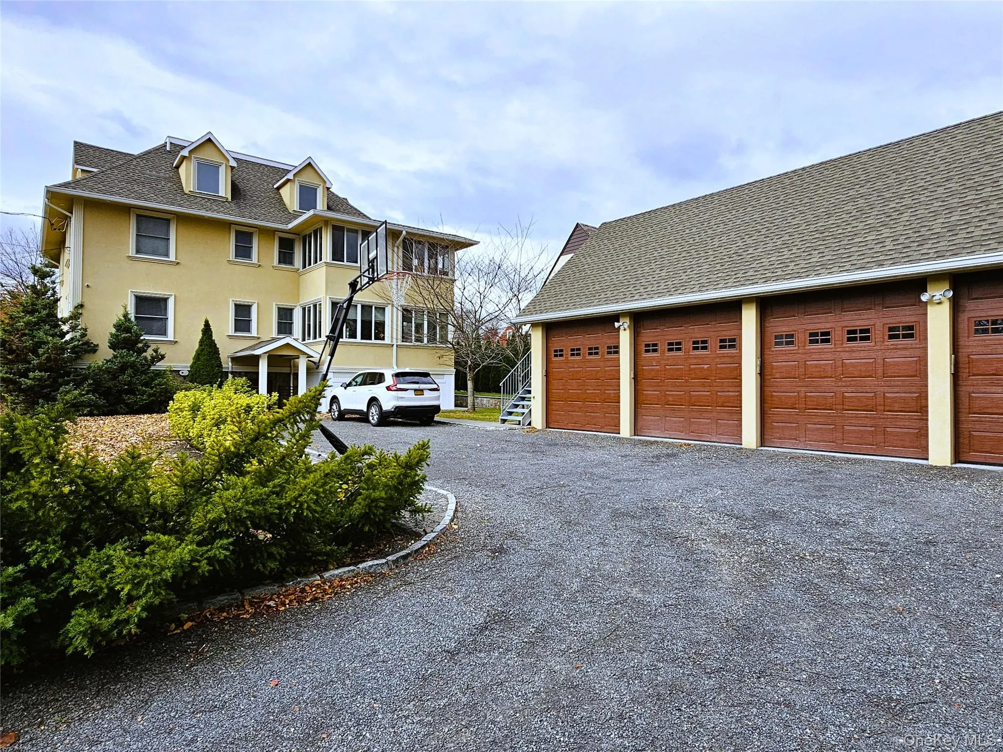 49 Greenridge Avenue, White Plains, NY, 4 Bedrooms Bedrooms, 10 Rooms Rooms,3 BathroomsBathrooms,Residential Lease,Idx,Greenridge,0,945537 49 Greenridge Avenue, White Plains, NY, 4 Bedrooms Bedrooms, 10 Rooms Rooms,3 BathroomsBathrooms,Residential Lease,Idx,Greenridge,0,945537