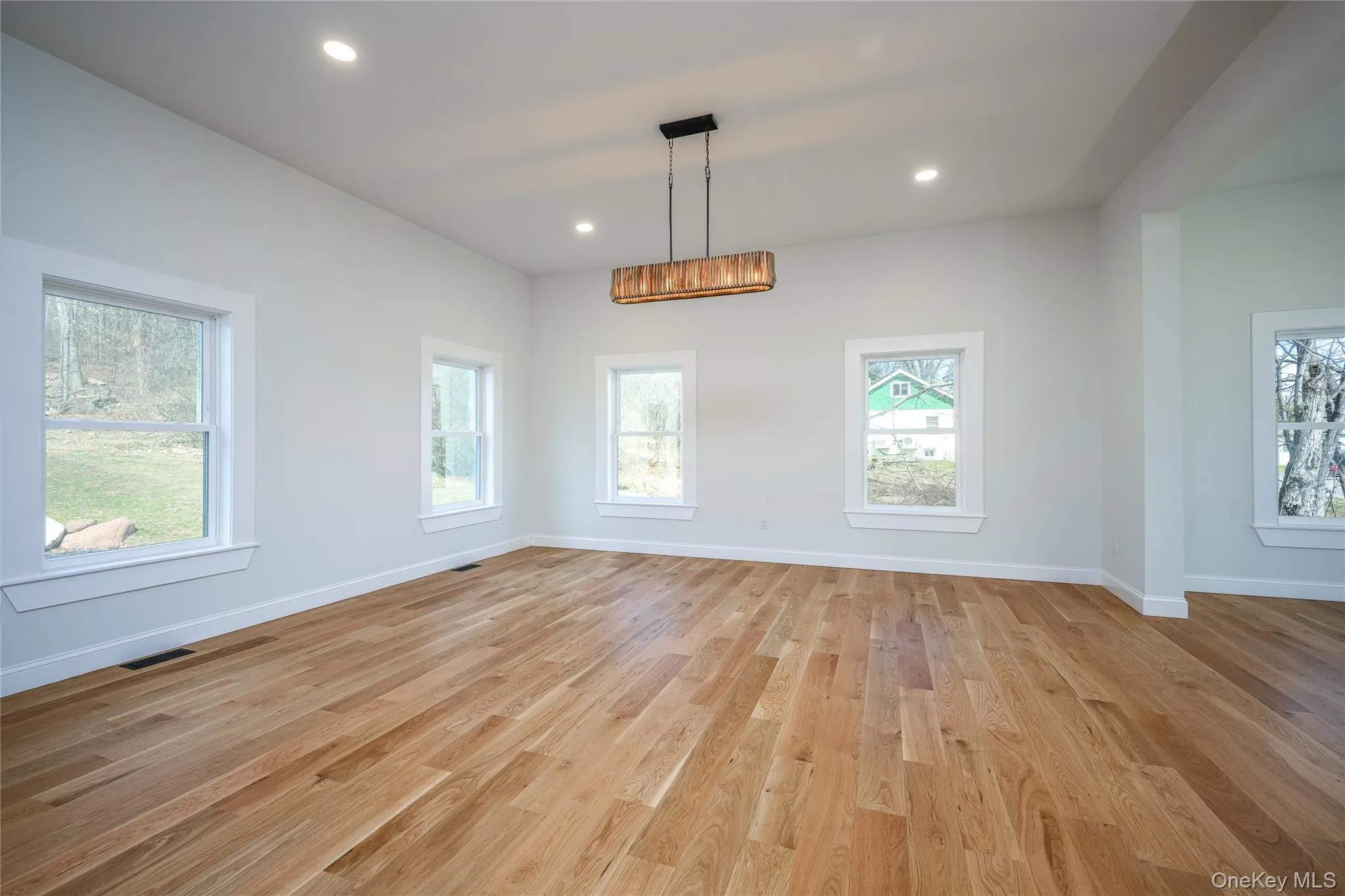 133 Mombasha Road, Monroe, NY, 5 Bedrooms Bedrooms, 9 Rooms Rooms,3 BathroomsBathrooms,Residential,For Rent,Mombasha,0,945543 133 Mombasha Road, Monroe, NY, 5 Bedrooms Bedrooms, 9 Rooms Rooms,3 BathroomsBathrooms,Residential,For Rent,Mombasha,0,945543
