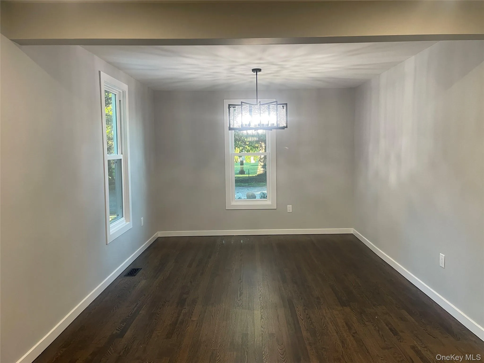 dining area dining area