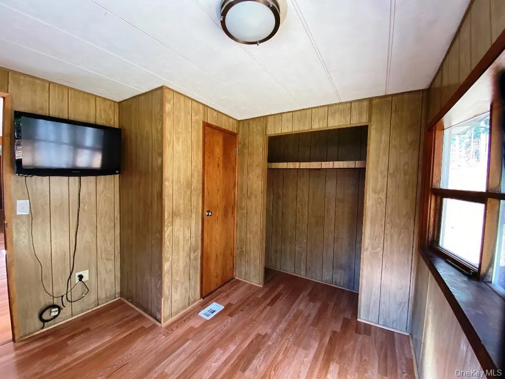 141 Gale Road, Bethel, NY, 2 Bedrooms Bedrooms, 4 Rooms Rooms,1 BathroomBathrooms,Residential Lease,Idx,Gale,0,945625 141 Gale Road, Bethel, NY, 2 Bedrooms Bedrooms, 4 Rooms Rooms,1 BathroomBathrooms,Residential Lease,Idx,Gale,0,945625