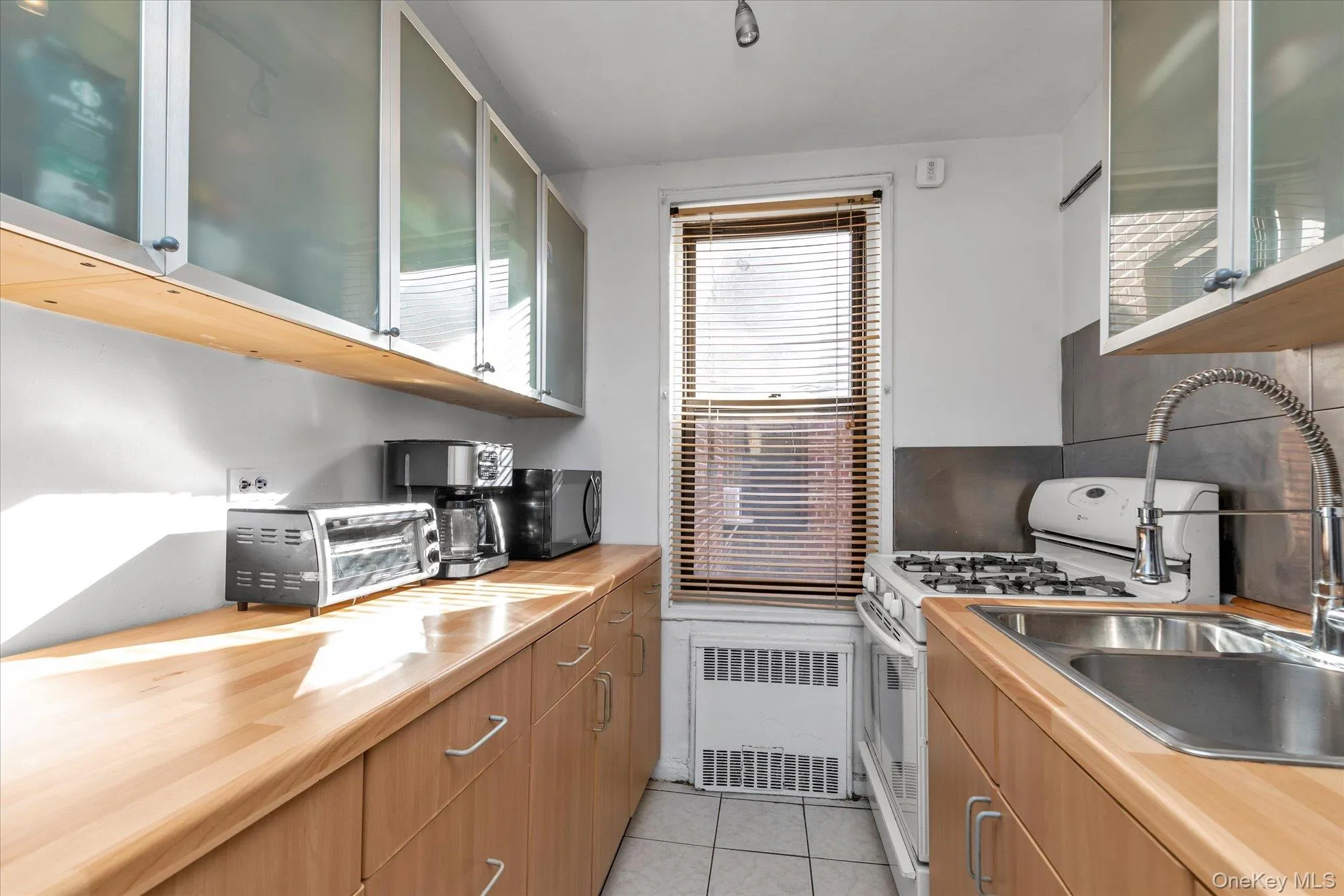 Windowed Kitchen. Windowed Kitchen.