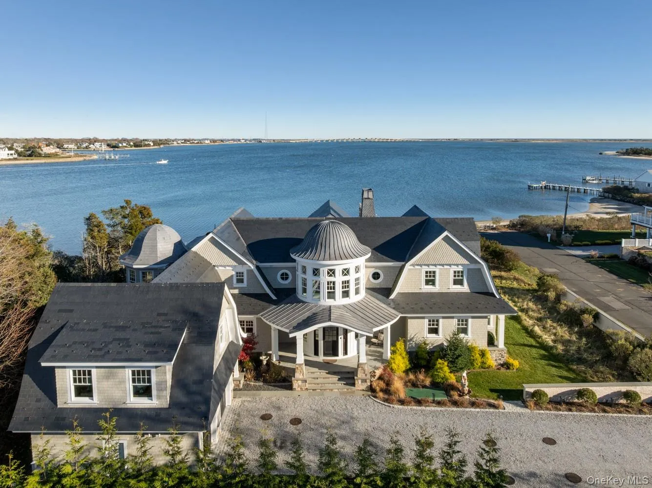 17 Ludlow Lane, Southampton, NY, 5 Bedrooms Bedrooms, 16 Rooms Rooms,5 BathroomsBathrooms,Residential,For Rent,Ludlow,0,945631 17 Ludlow Lane, Southampton, NY, 5 Bedrooms Bedrooms, 16 Rooms Rooms,5 BathroomsBathrooms,Residential,For Rent,Ludlow,0,945631
