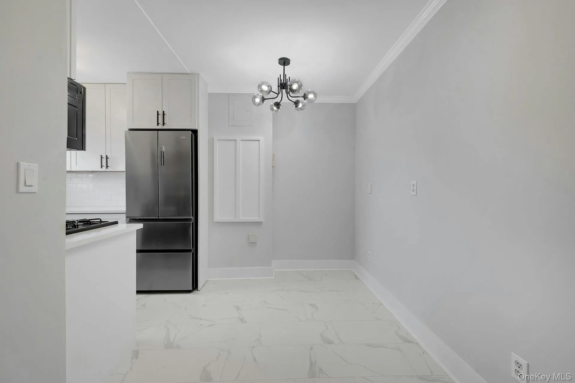 Large Dining Area Large Dining Area