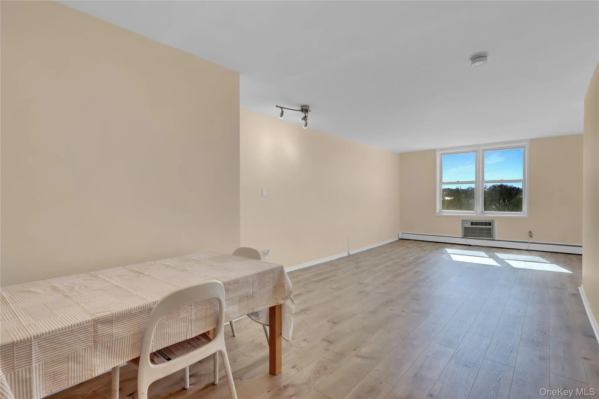 54-44 Little Neck Parkway Parkway, New York, NY, 1 Room Rooms,1 BathroomBathrooms,Residential Lease,For Rent,Little Neck Parkway,0,945711 54-44 Little Neck Parkway Parkway, New York, NY, 1 Room Rooms,1 BathroomBathrooms,Residential Lease,For Rent,Little Neck Parkway,0,945711