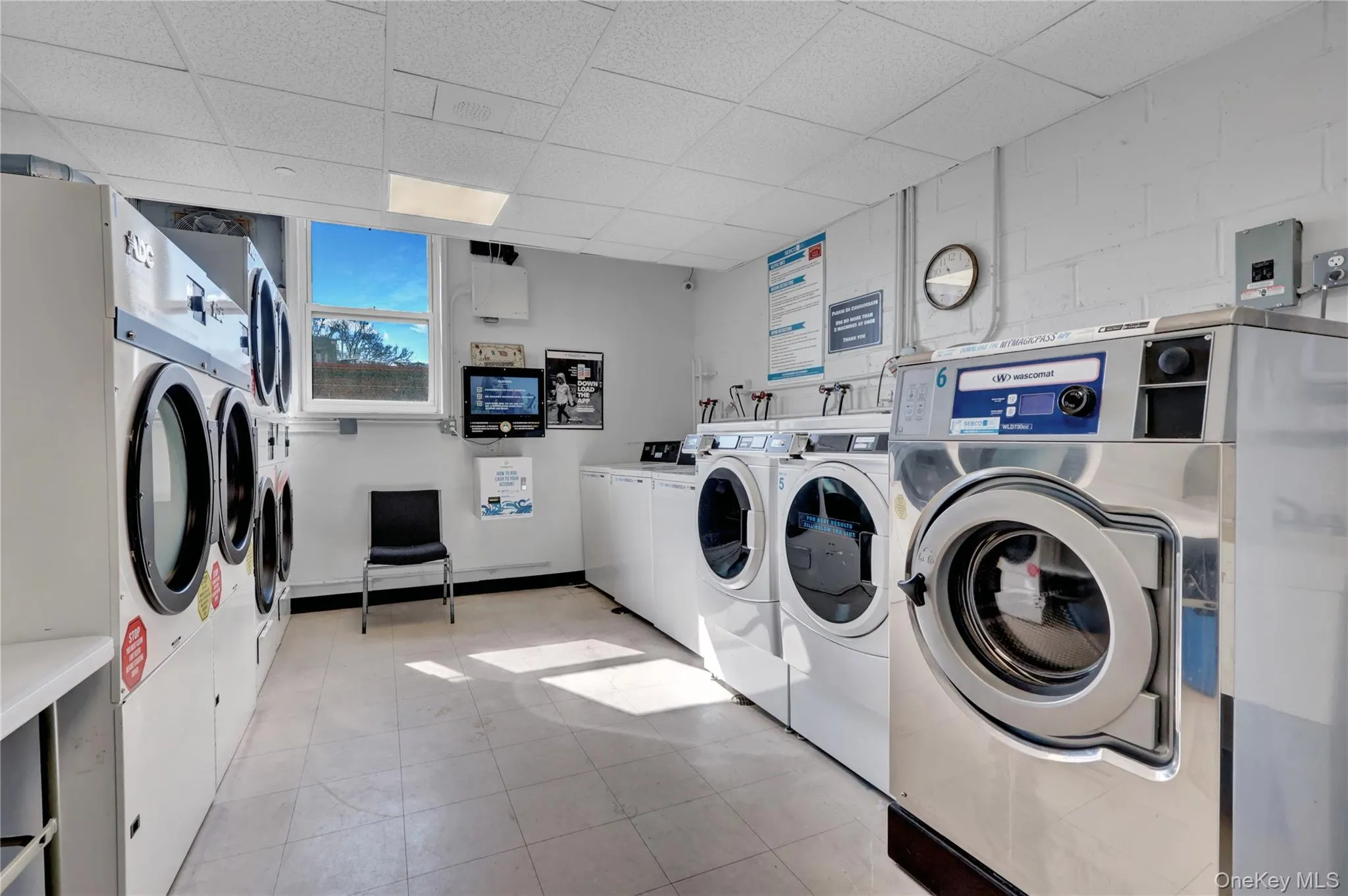 54-44 Little Neck Parkway Parkway, New York, NY, 1 Room Rooms,1 BathroomBathrooms,Residential Lease,For Rent,Little Neck Parkway,0,945711 54-44 Little Neck Parkway Parkway, New York, NY, 1 Room Rooms,1 BathroomBathrooms,Residential Lease,For Rent,Little Neck Parkway,0,945711