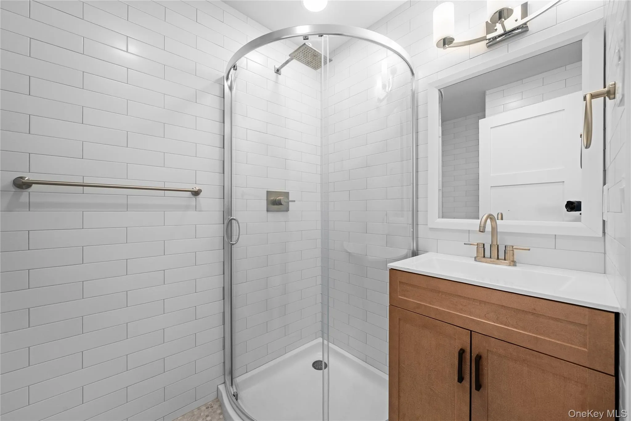 584 Main Street, Islip, NY, 1 Bedroom Bedrooms, 3 Rooms Rooms,1 BathroomBathrooms,Residential Lease,For Rent,Main,0,945784 584 Main Street, Islip, NY, 1 Bedroom Bedrooms, 3 Rooms Rooms,1 BathroomBathrooms,Residential Lease,For Rent,Main,0,945784