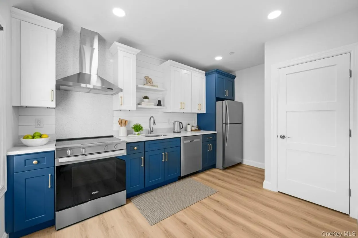 Digitally Staged Digitally Staged