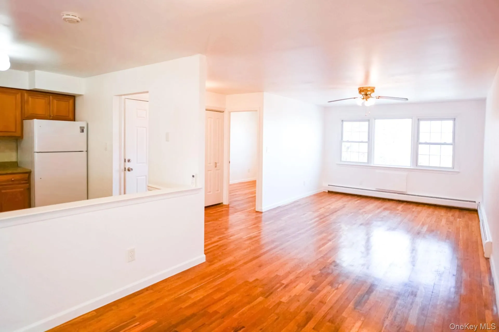212-72 16 Avenue, New York, NY, 3 Bedrooms Bedrooms, 6 Rooms Rooms,1 BathroomBathrooms,Residential Lease,For Rent,16,0,945812 212-72 16 Avenue, New York, NY, 3 Bedrooms Bedrooms, 6 Rooms Rooms,1 BathroomBathrooms,Residential Lease,For Rent,16,0,945812
