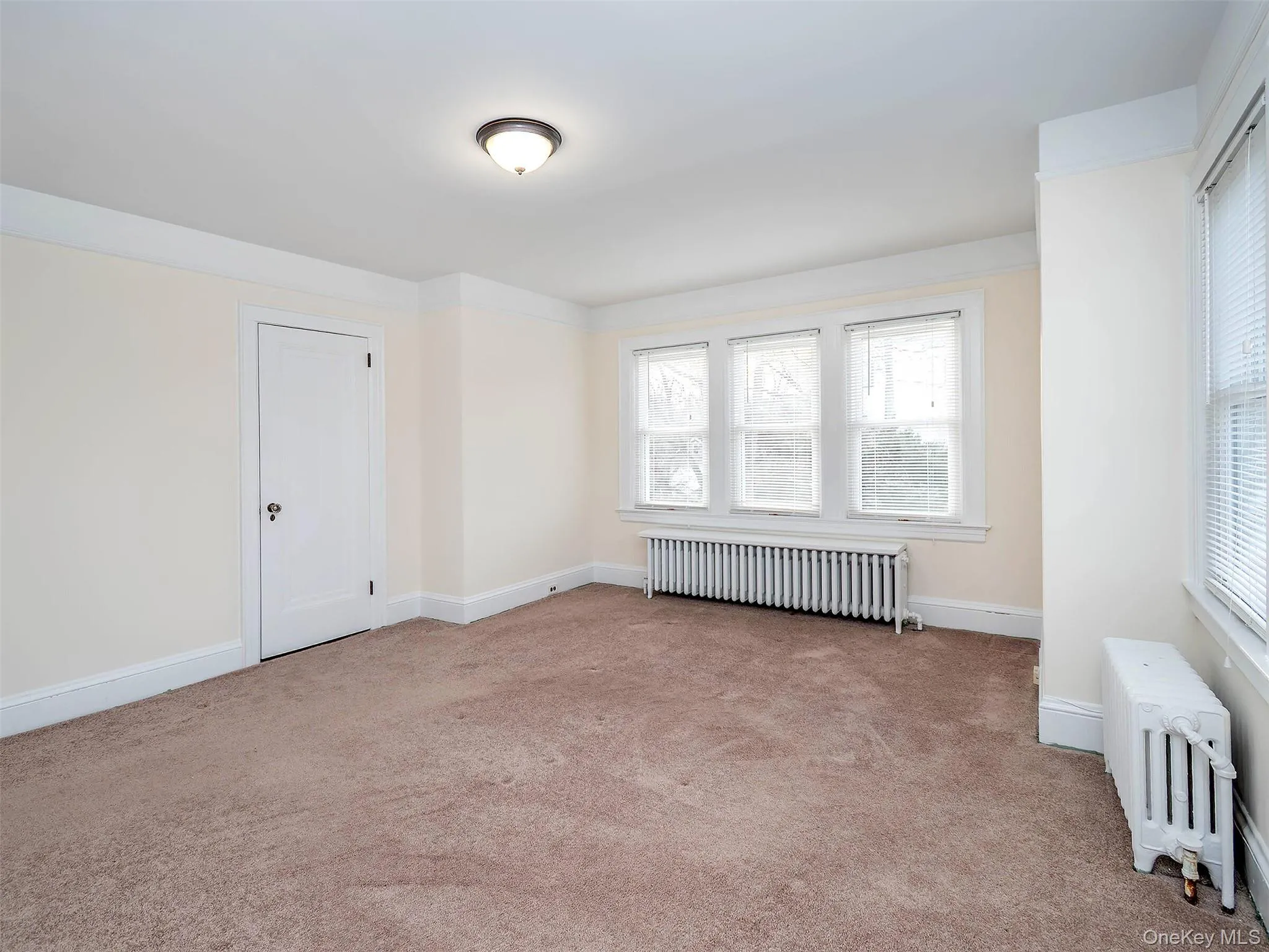 118 Mc Laughlin Street, Glen Cove, NY, 1 Bedroom Bedrooms, 4 Rooms Rooms,1 BathroomBathrooms,Residential Lease,Idx,Mc Laughlin,0,945820 118 Mc Laughlin Street, Glen Cove, NY, 1 Bedroom Bedrooms, 4 Rooms Rooms,1 BathroomBathrooms,Residential Lease,Idx,Mc Laughlin,0,945820