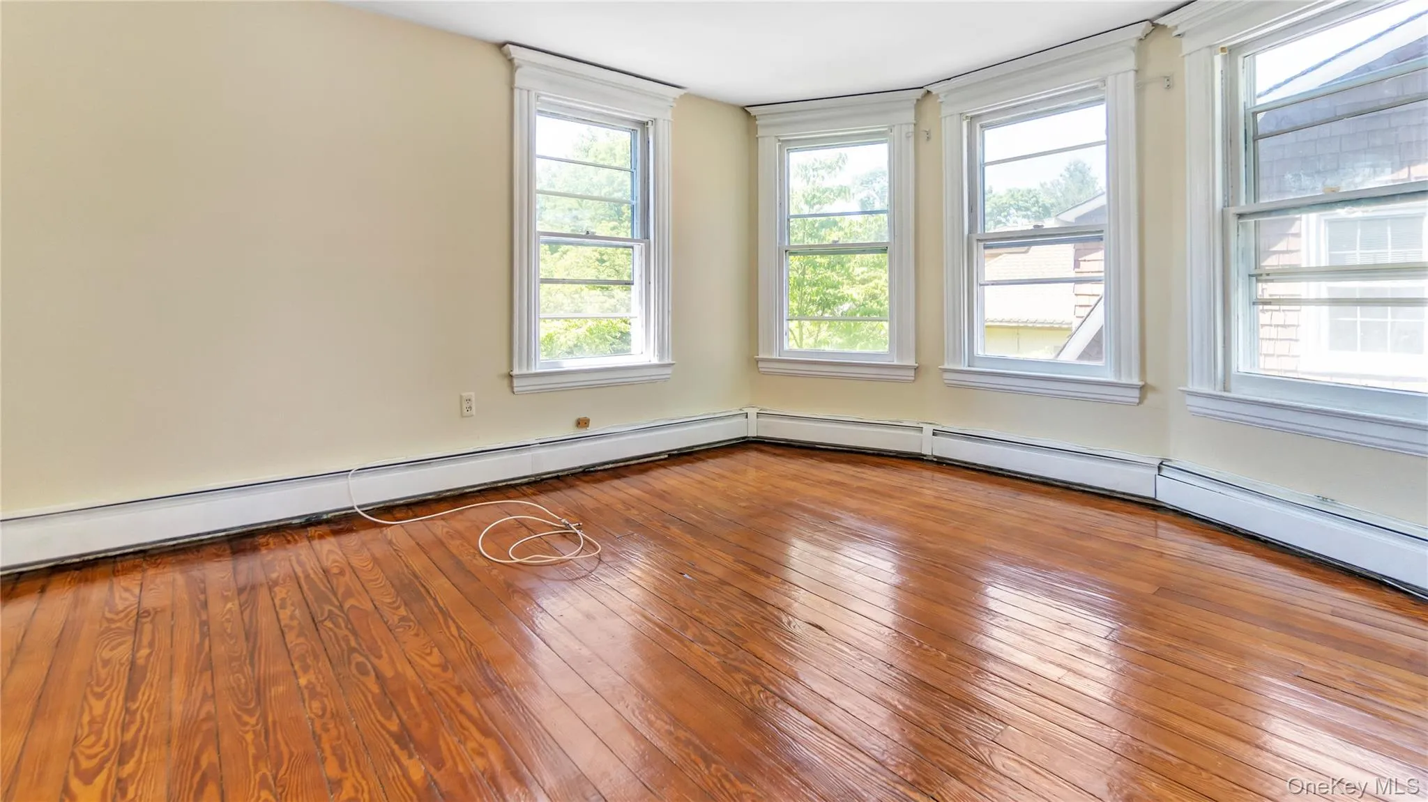 177 Franklin Avenue, Oyster Bay, NY, 1 Bedroom Bedrooms, 3 Rooms Rooms,1 BathroomBathrooms,Residential Lease,Idx,Franklin,0,945830 177 Franklin Avenue, Oyster Bay, NY, 1 Bedroom Bedrooms, 3 Rooms Rooms,1 BathroomBathrooms,Residential Lease,Idx,Franklin,0,945830