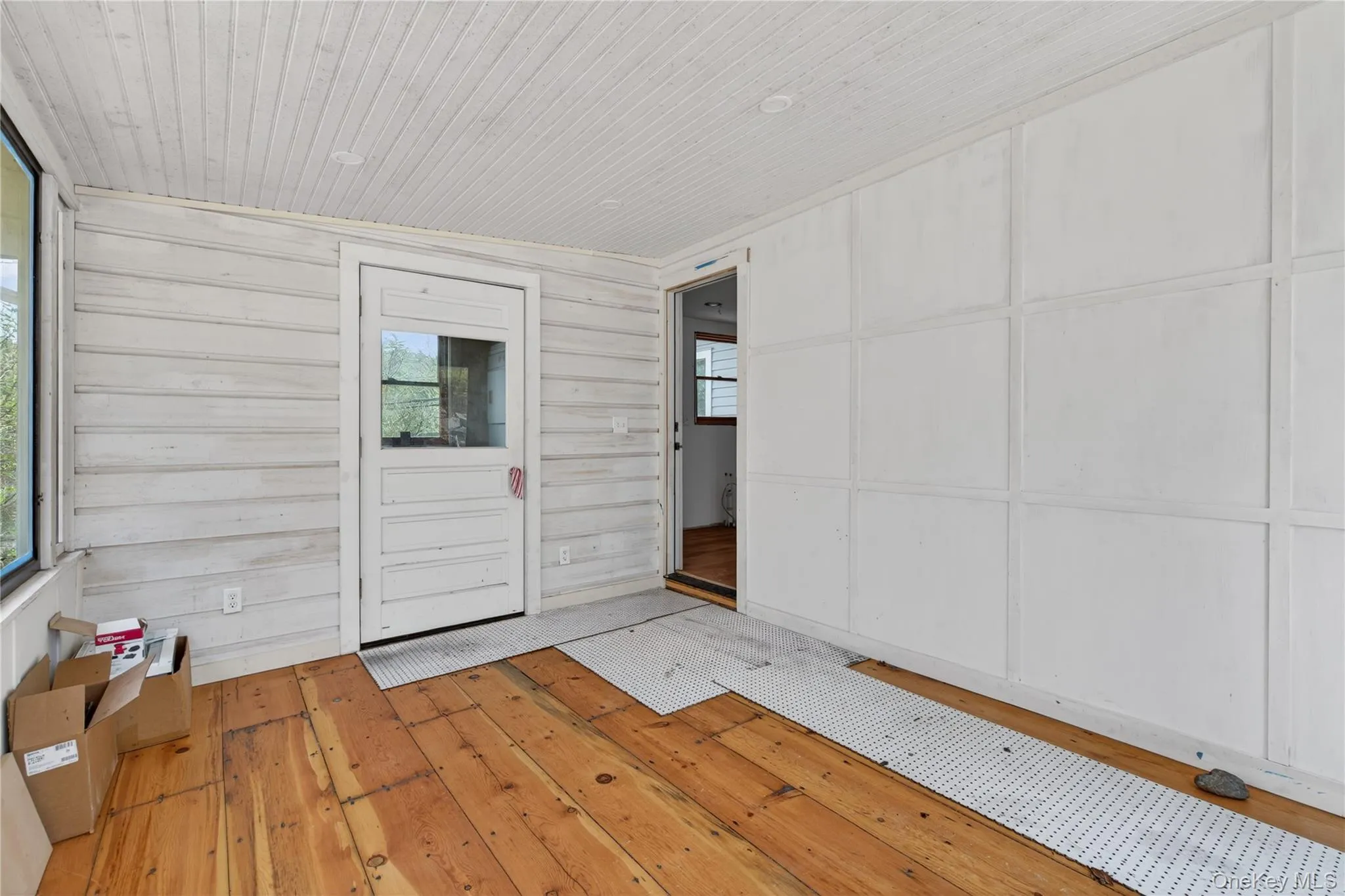 1810 Sawkill Park Road, Kingston (town), NY, 2 Bedrooms Bedrooms, 5 Rooms Rooms,1 BathroomBathrooms,Residential,For Rent,Sawkill Park,0,945922 1810 Sawkill Park Road, Kingston (town), NY, 2 Bedrooms Bedrooms, 5 Rooms Rooms,1 BathroomBathrooms,Residential,For Rent,Sawkill Park,0,945922