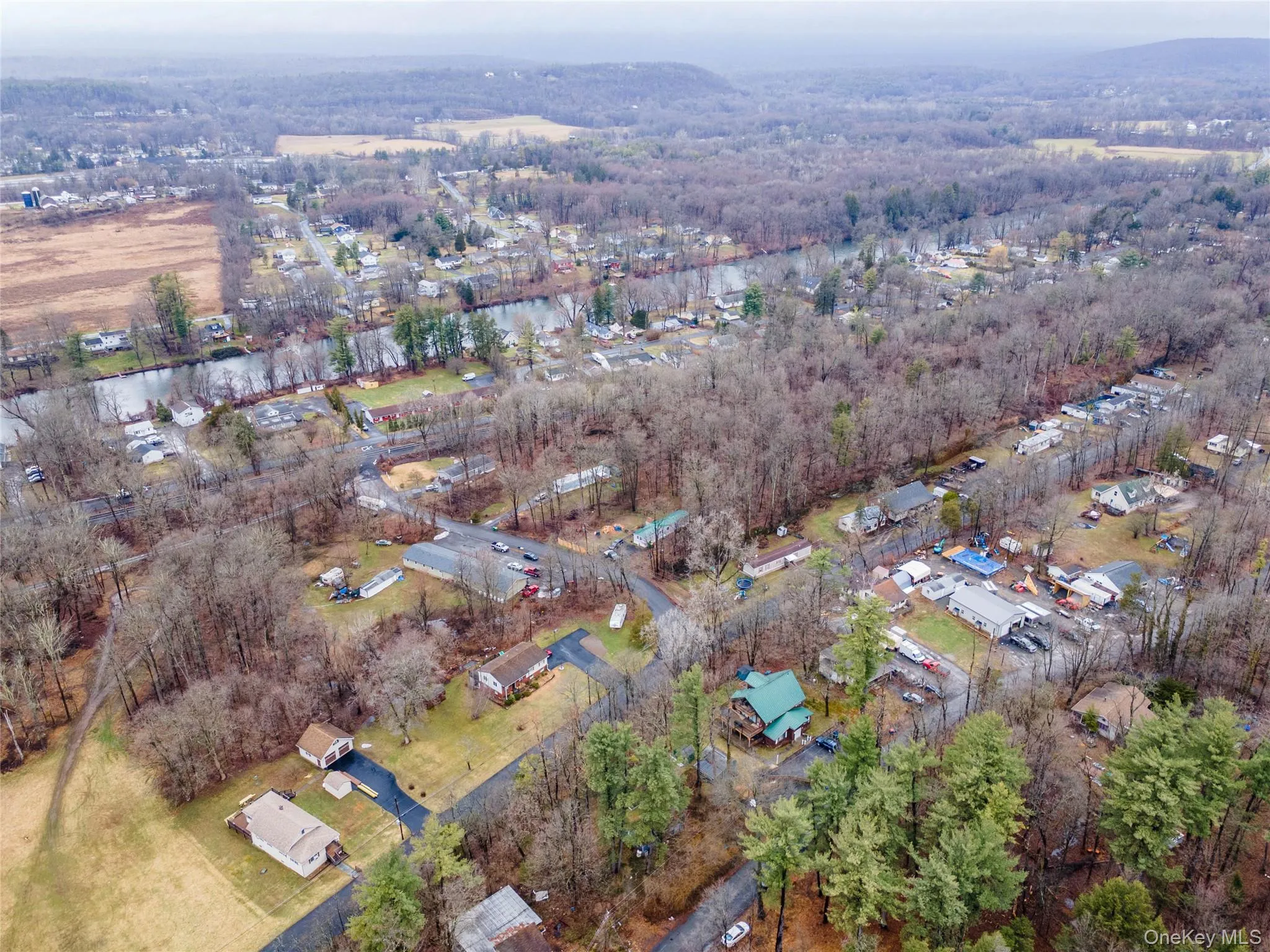 56 South Drive, Ulster, NY, 1 Bedroom Bedrooms, 4 Rooms Rooms,1 BathroomBathrooms,Residential,For Rent,South,0,945933 56 South Drive, Ulster, NY, 1 Bedroom Bedrooms, 4 Rooms Rooms,1 BathroomBathrooms,Residential,For Rent,South,0,945933