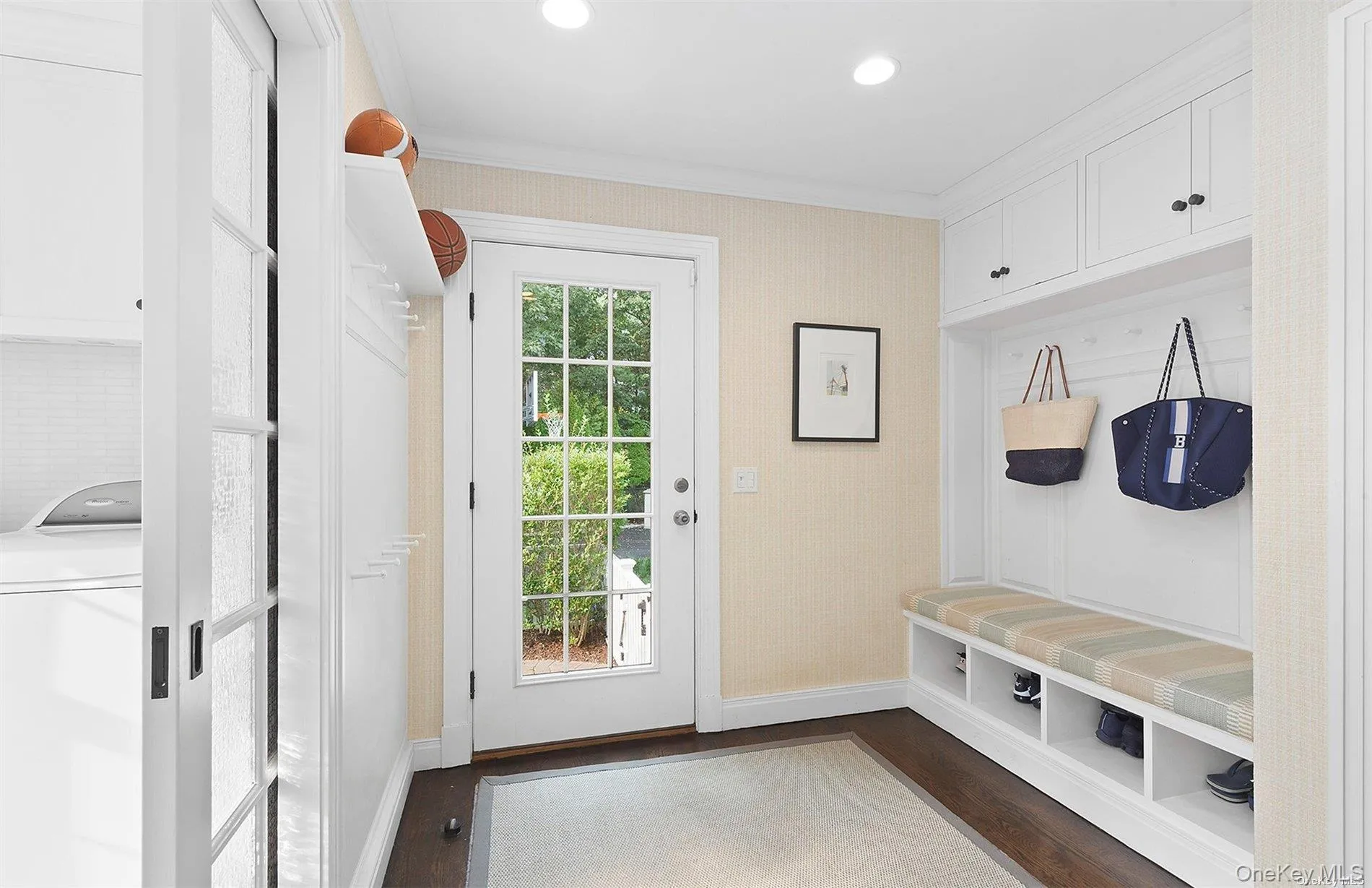 Laundry and Mud Room Laundry and Mud Room