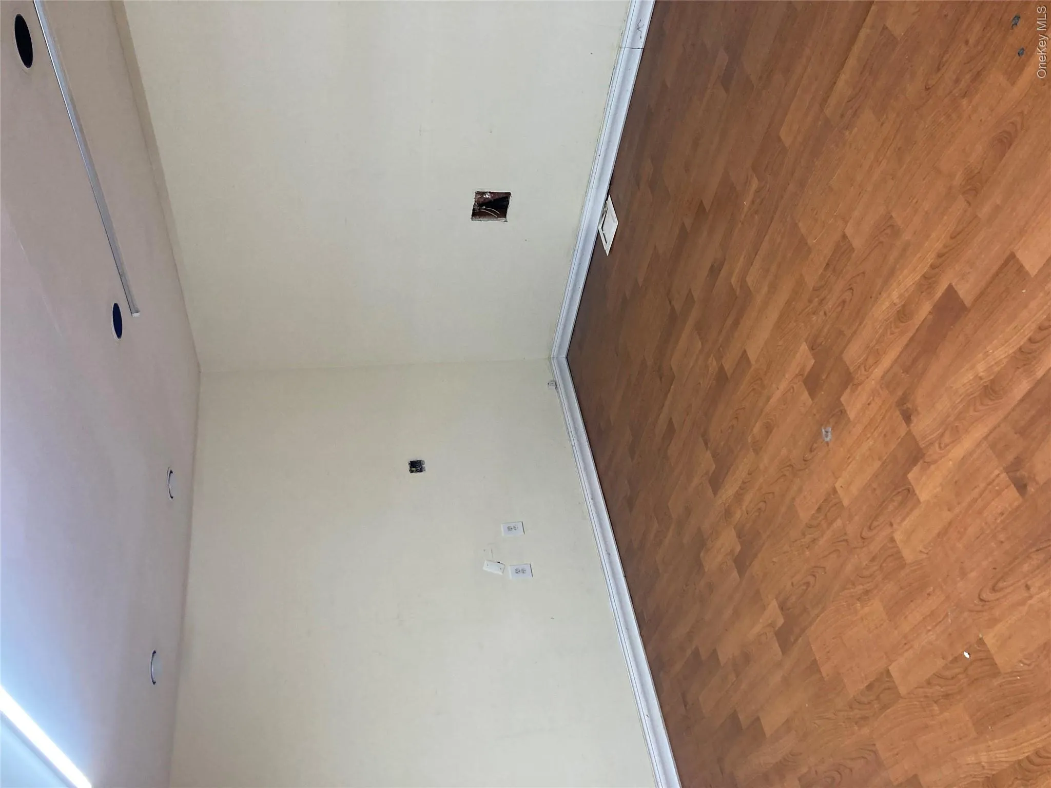 79-09 Metropolitan Avenue, New York, NY, ,Commercial Lease,For Rent,Metropolitan,0,945955 79-09 Metropolitan Avenue, New York, NY, ,Commercial Lease,For Rent,Metropolitan,0,945955