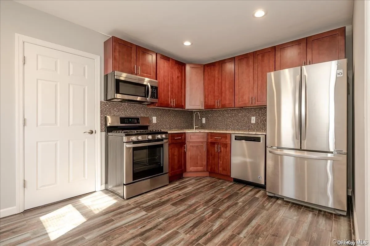 311 Market Street, Long Beach, NY, 2 Bedrooms Bedrooms, 5 Rooms Rooms,1 BathroomBathrooms,Residential Lease,Idx,Market,0,946028 311 Market Street, Long Beach, NY, 2 Bedrooms Bedrooms, 5 Rooms Rooms,1 BathroomBathrooms,Residential Lease,Idx,Market,0,946028