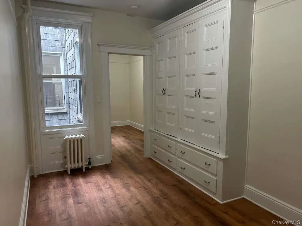 88-23 85th Street, New York, NY, 3 Bedrooms Bedrooms, 6 Rooms Rooms,1 BathroomBathrooms,Residential Lease,For Rent,85th,0,946039 88-23 85th Street, New York, NY, 3 Bedrooms Bedrooms, 6 Rooms Rooms,1 BathroomBathrooms,Residential Lease,For Rent,85th,0,946039