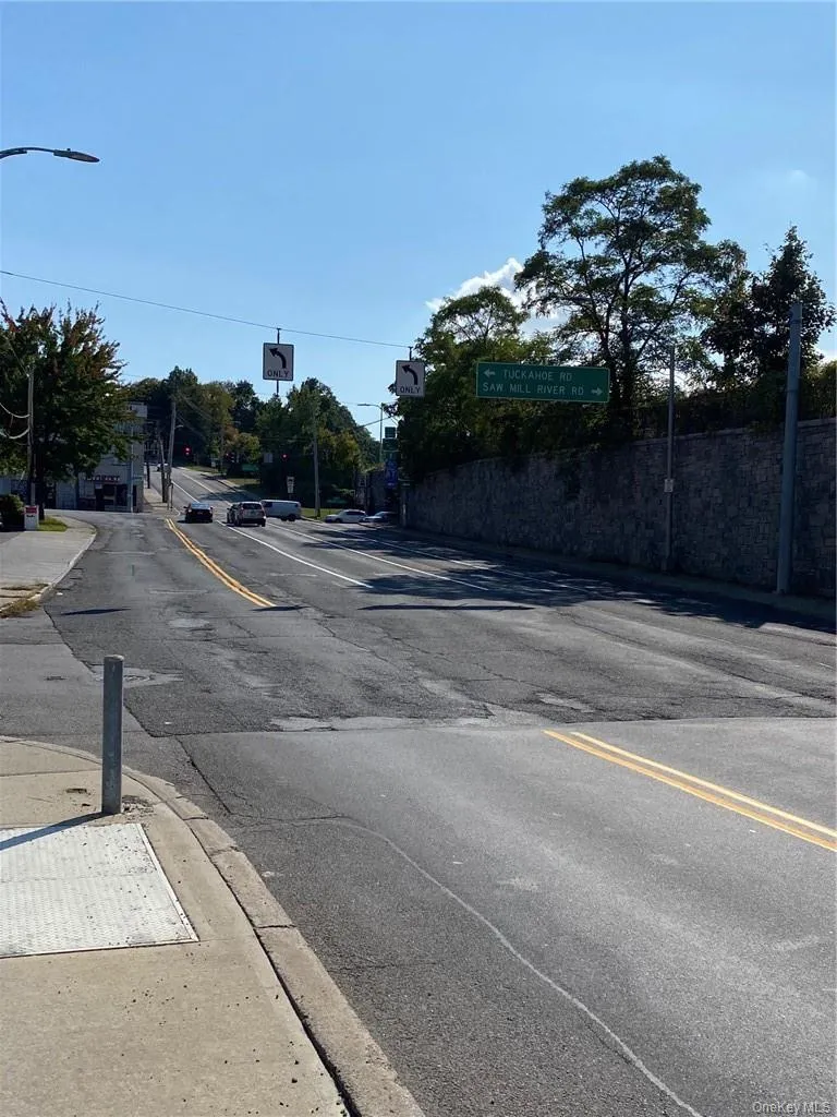 624 aka 636 Saw Mill River Road, Yonkers, NY, ,Commercial Lease,For Rent,Saw Mill River,0,946177 624 aka 636 Saw Mill River Road, Yonkers, NY, ,Commercial Lease,For Rent,Saw Mill River,0,946177